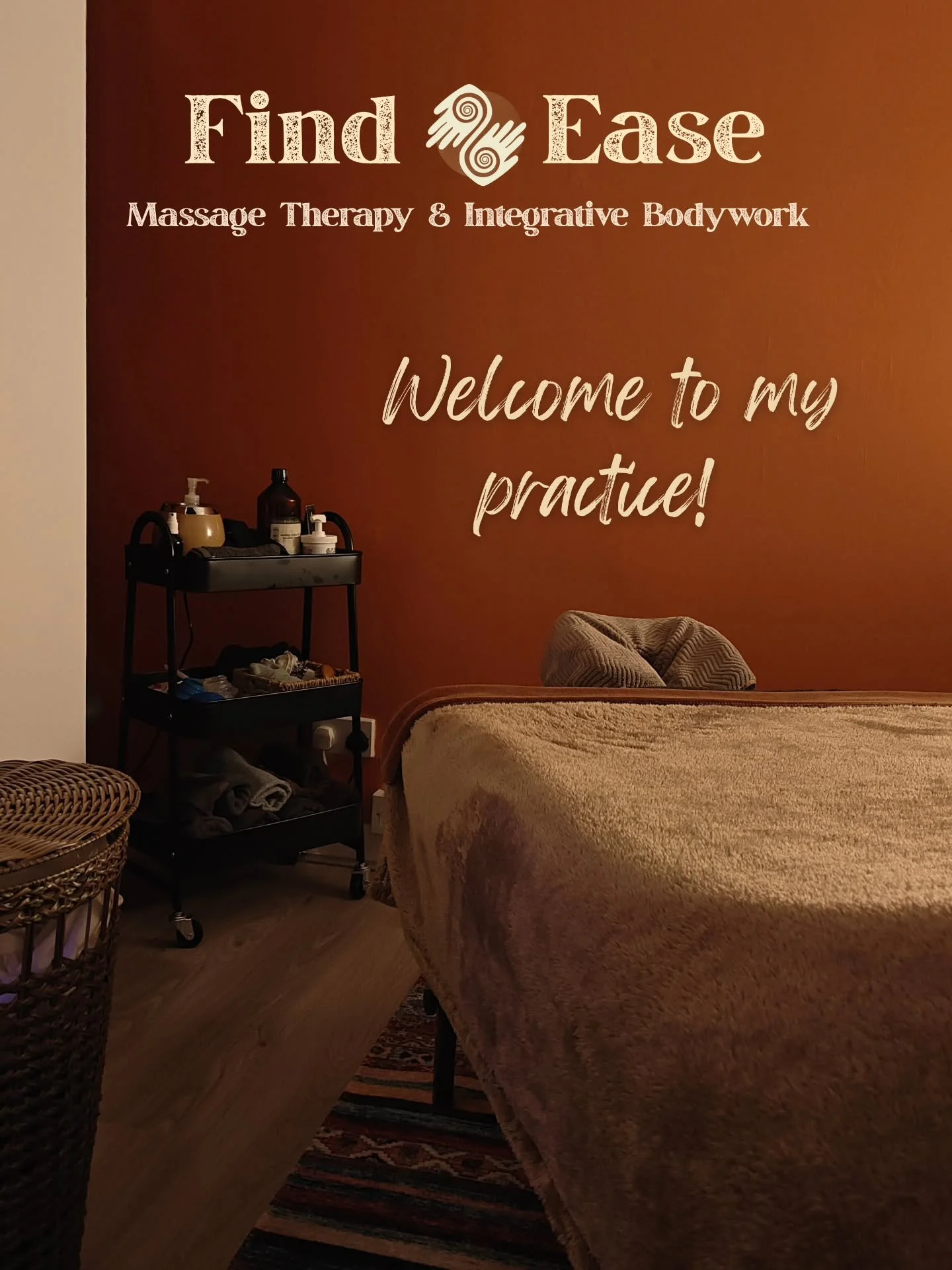 This is my little corner of care and bodywork.
A space created for slowing down, softening, and being looked after.

At the heart of my practice are two main ways of working:
restorative, integrative oil massage and grounding, Thai-inspired bodywork.