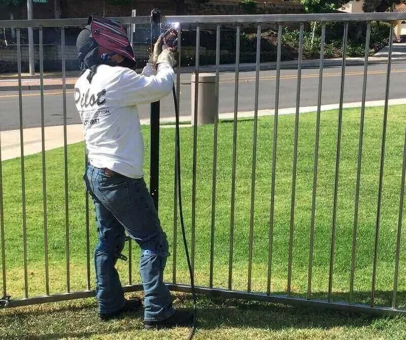 Why HOA Communities Should Restore Iron Fences &amp; Railings Before Summer
