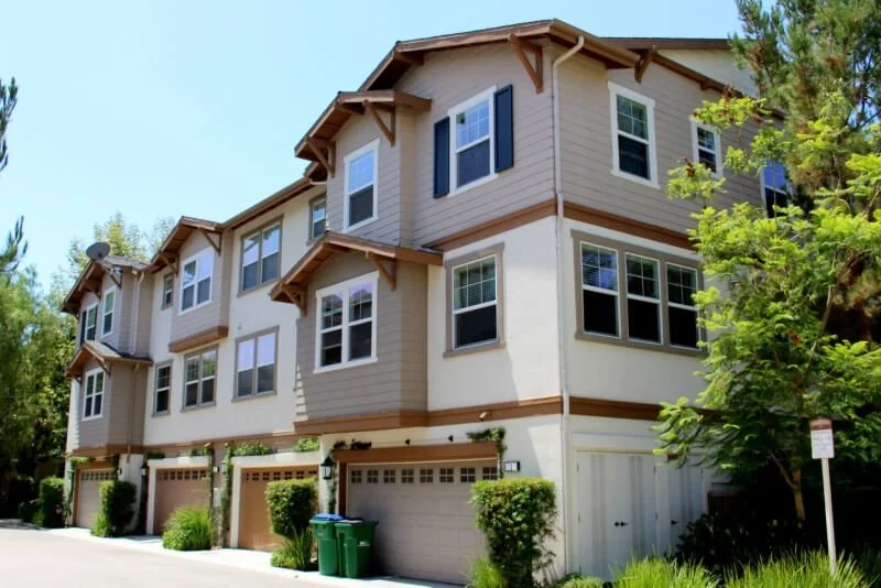 Newly painted townhome community in Los Angeles, CA