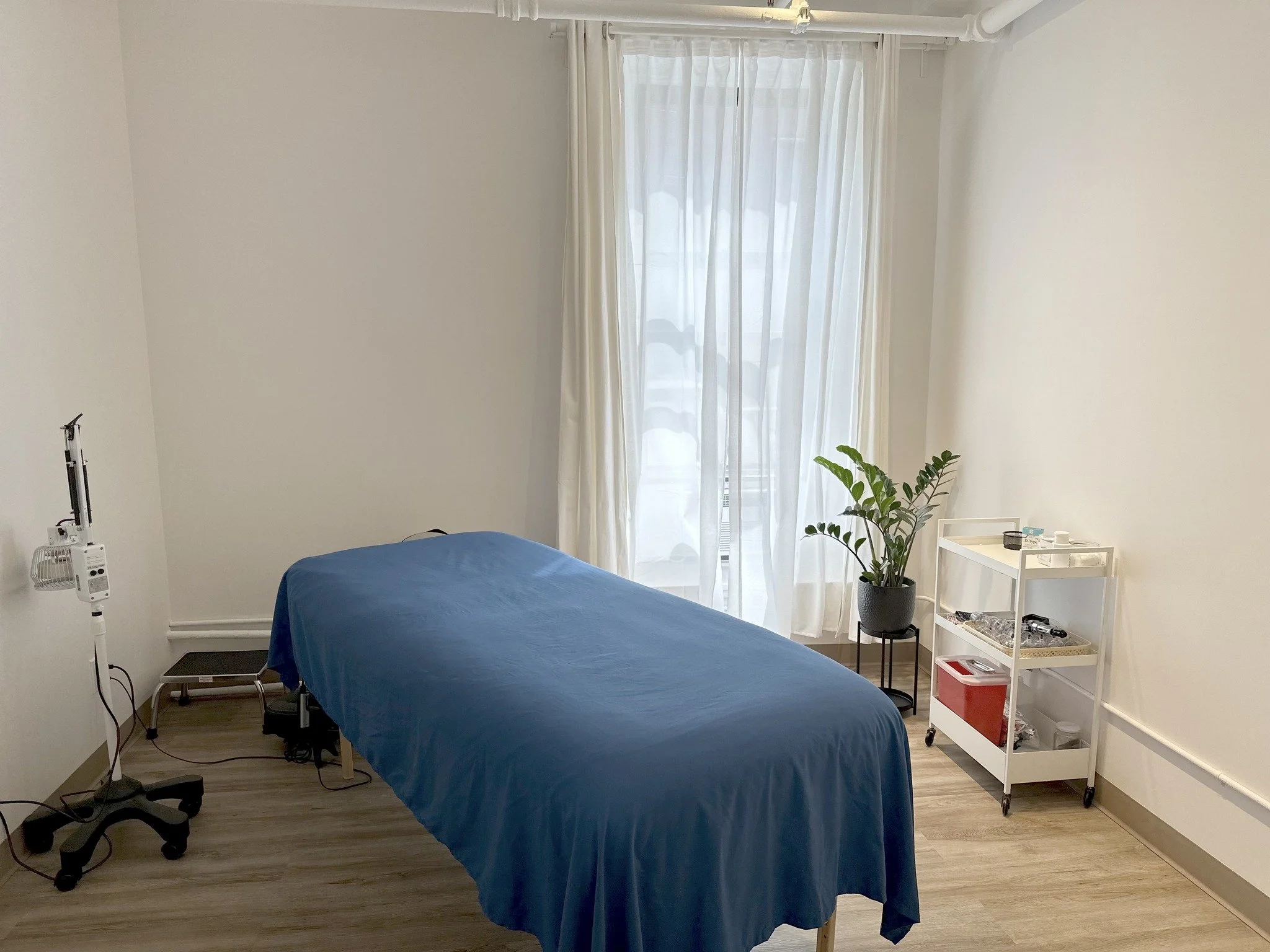 Treatment Room 2 - Hewwing Acupuncture 32 Union Square East, New York.