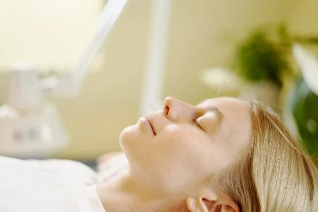 Patient relaxed after acupuncture treatment