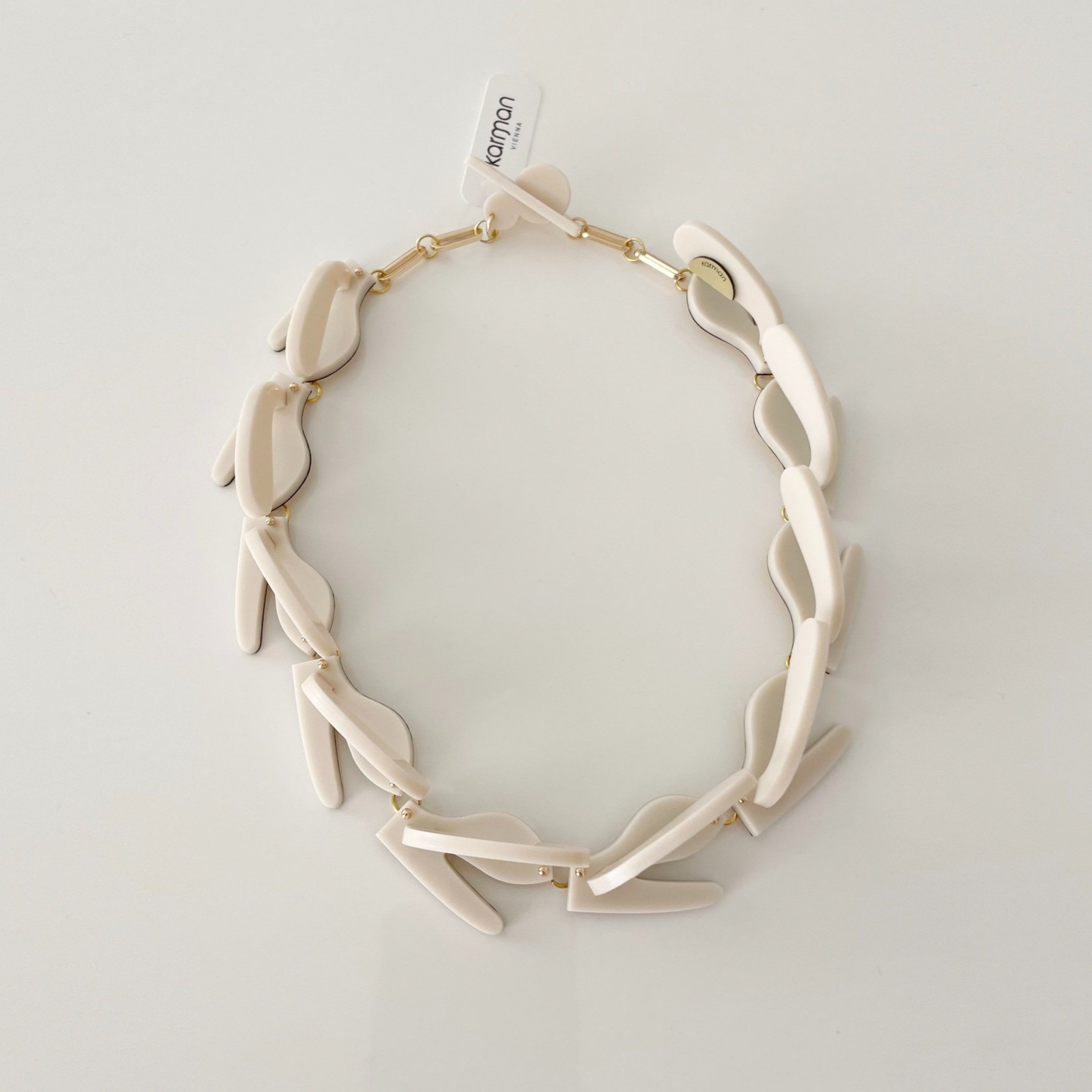 Reversa_Necklace_Ivory5.jpg