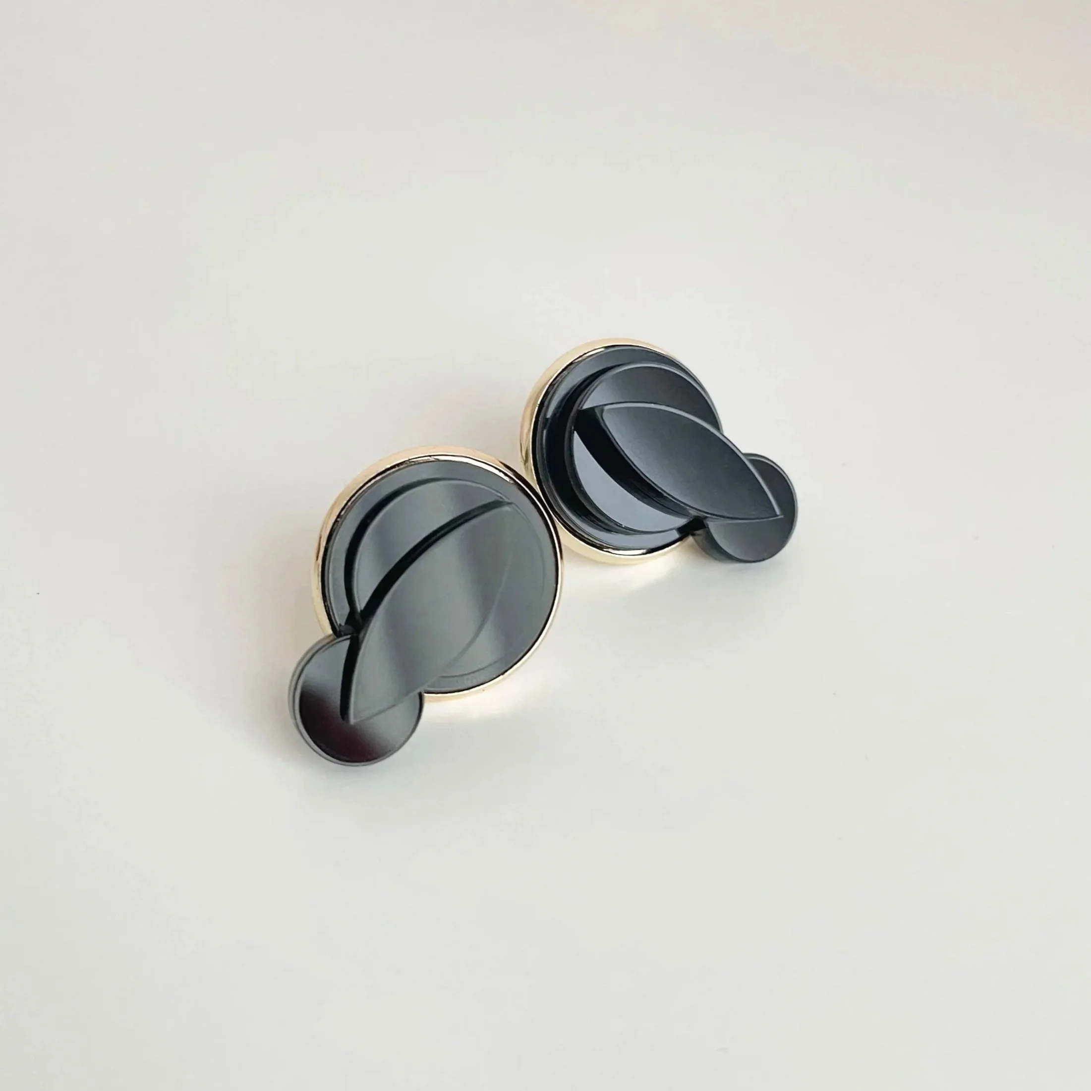Hedda_Earrings2.jpg