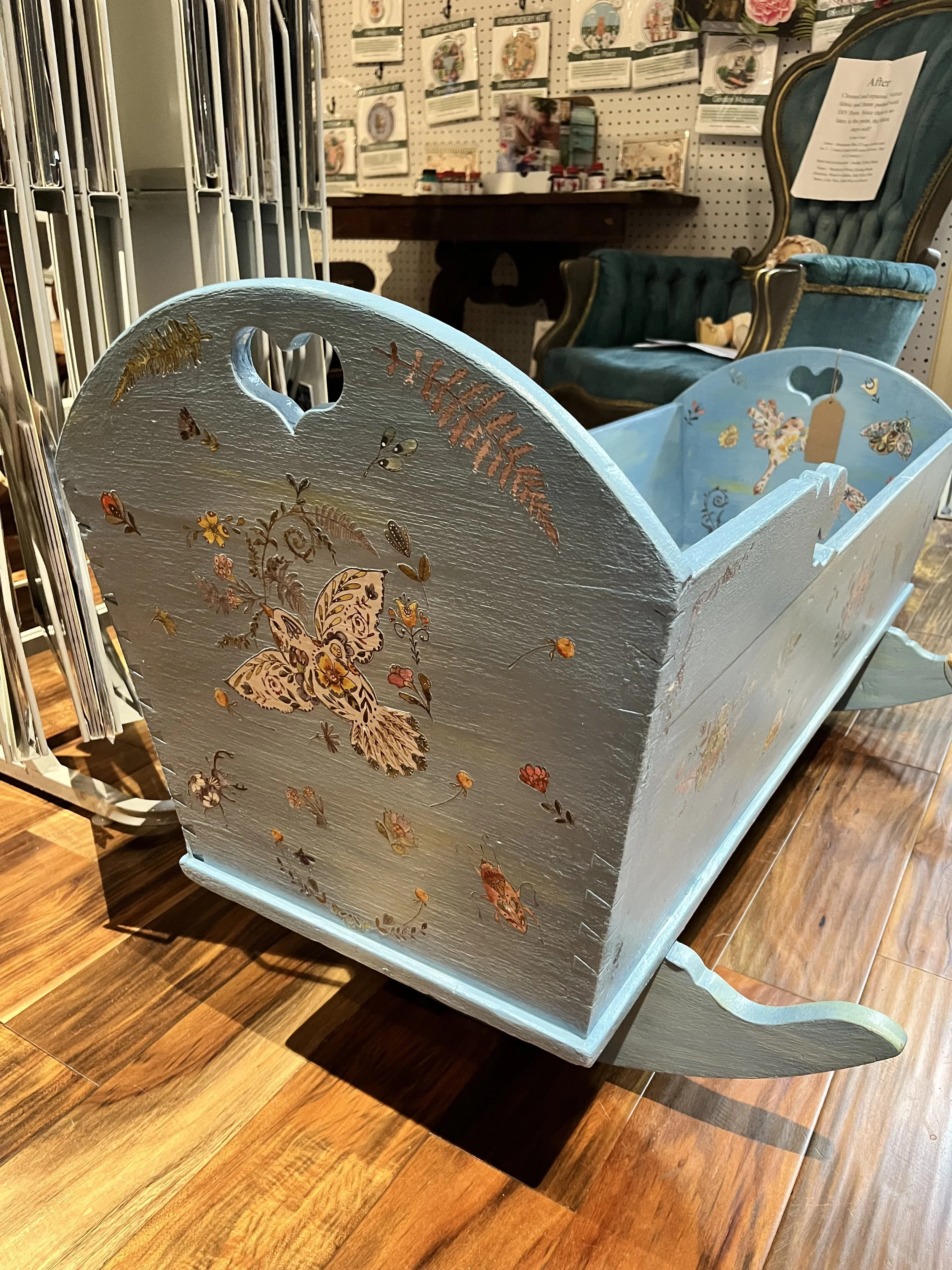 The First Act of Love : The Story of an Early 1800s Cradle