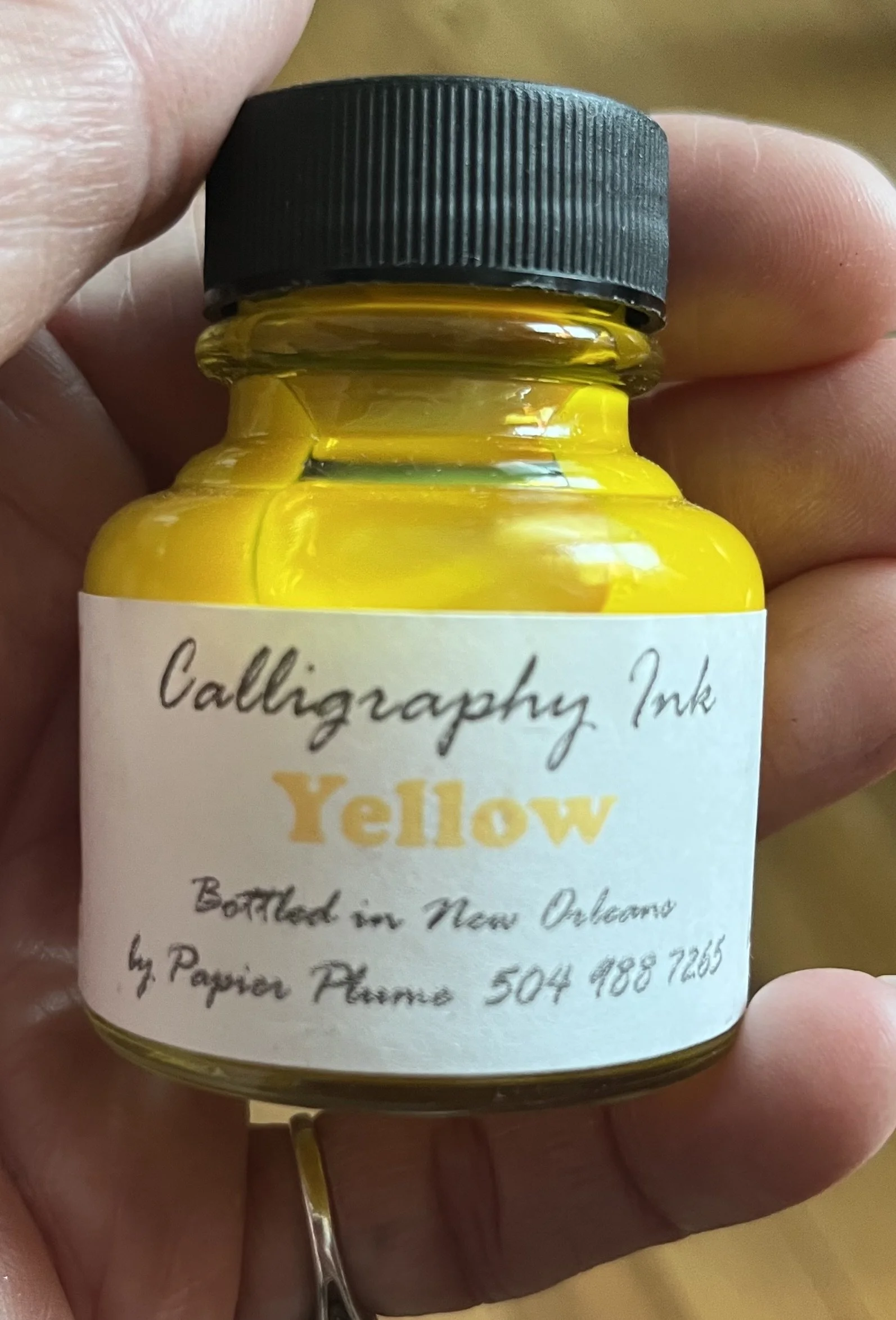 Yellow Papier Plume Calligraphy Ink