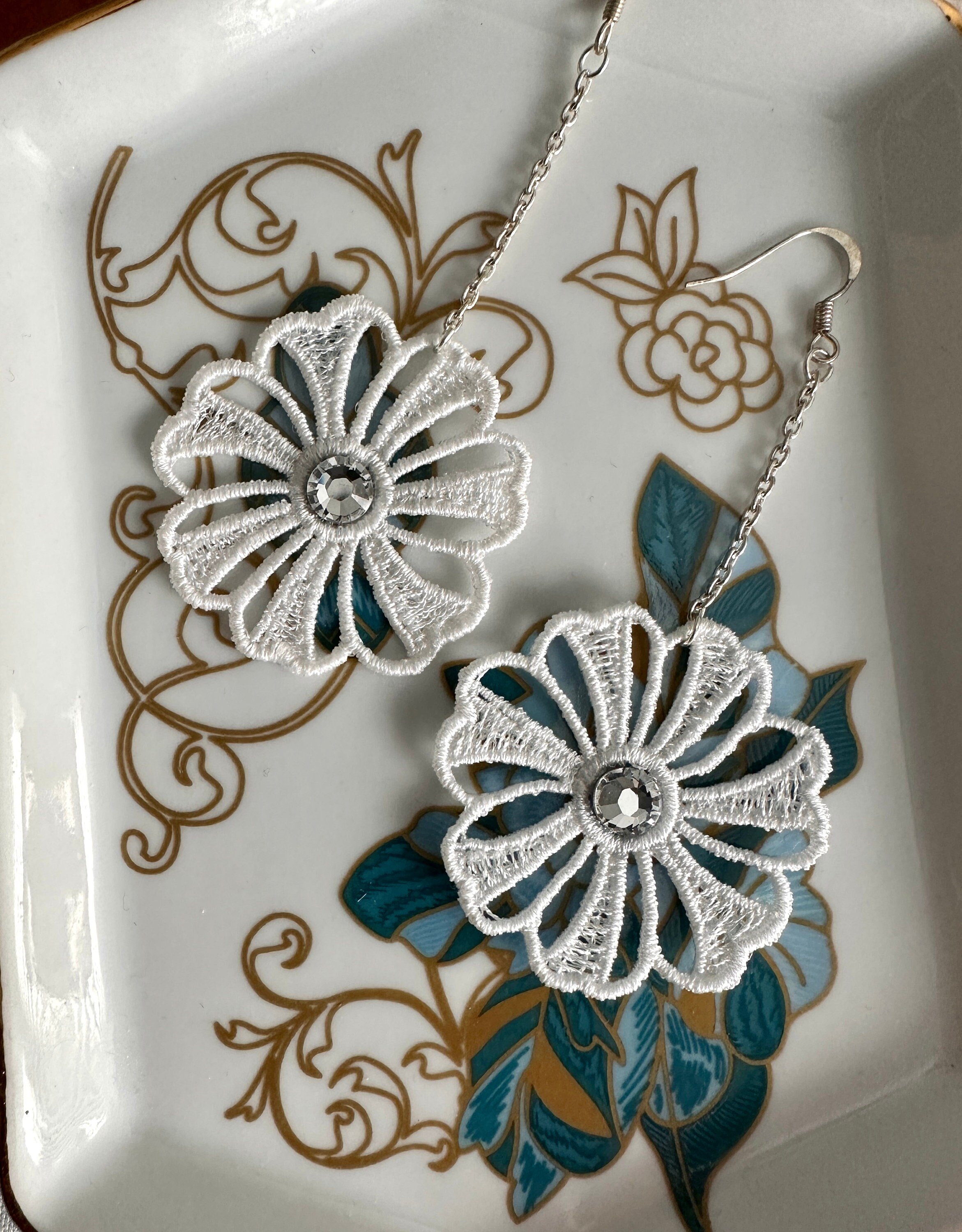 https://i.etsystatic.com/35672984/r/il/97f293/4795100798/il_fullxfull.4795100798_i0s5.jpg