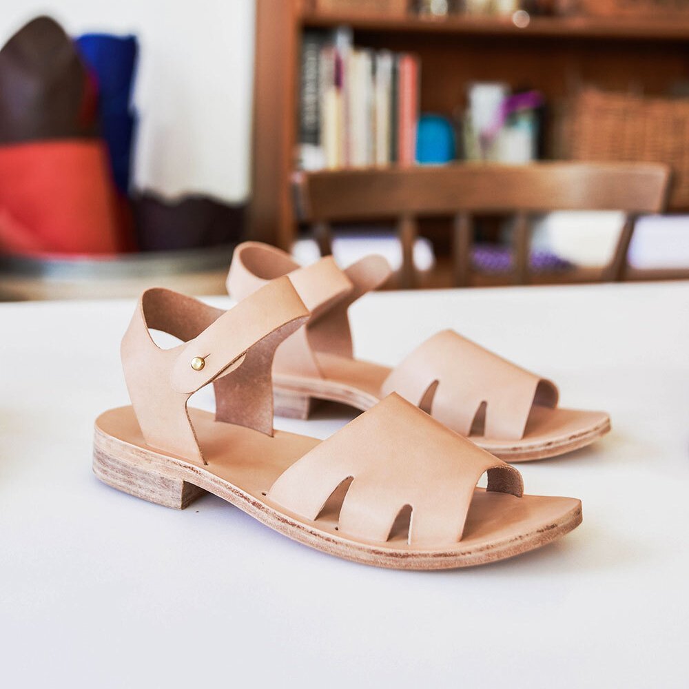 2021-Q1_RachelCorry_HandmadeSandals_Staged22_1000-1.jpg