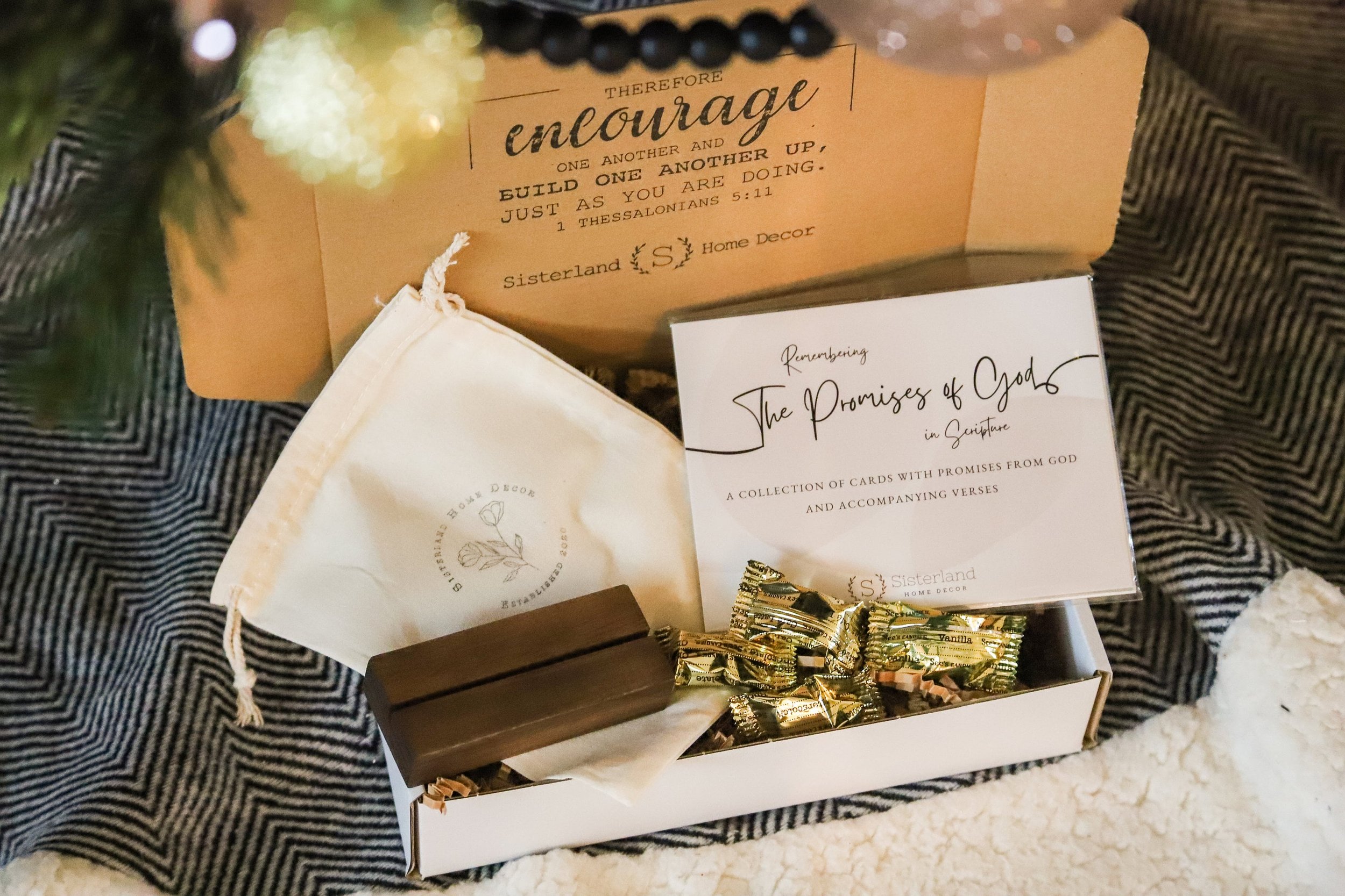 https://i.etsystatic.com/23183617/r/il/bf0ae7/5640867023/il_fullxfull.5640867023_o7p5.jpg