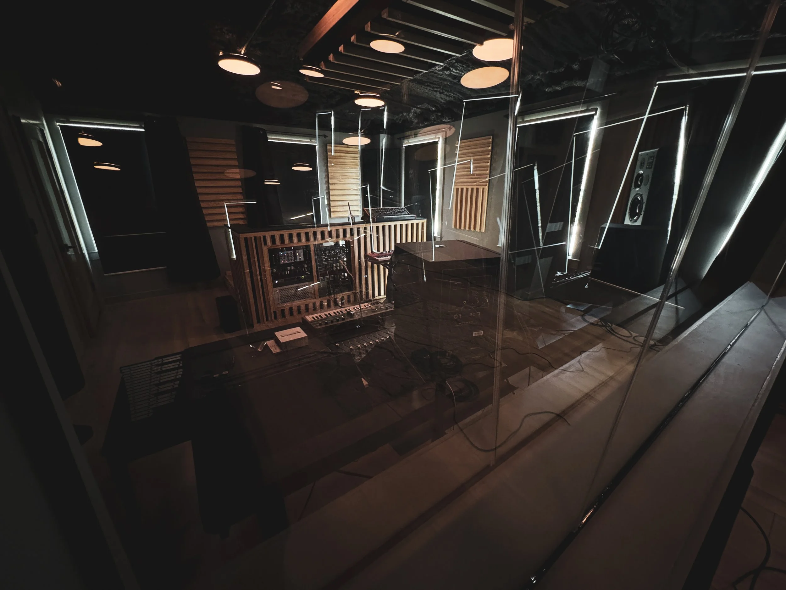 Loudmouth Studios-01.jpg