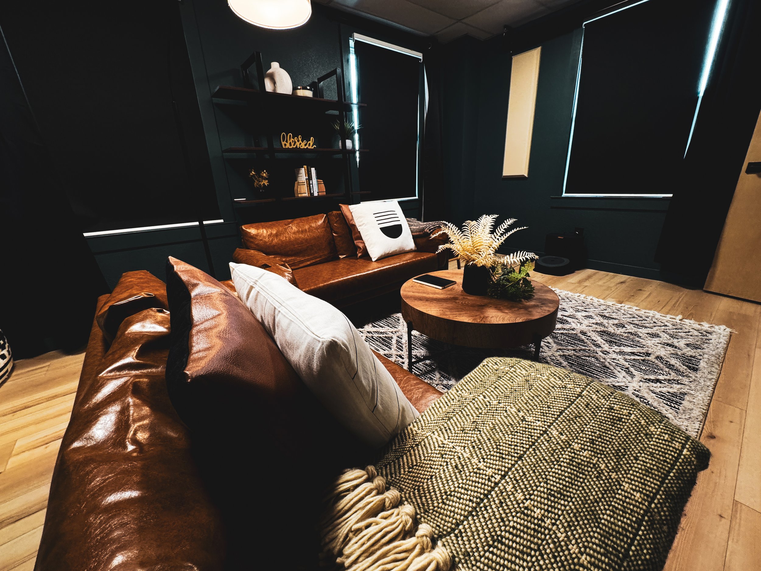 Loudmouth Studios-17.jpg