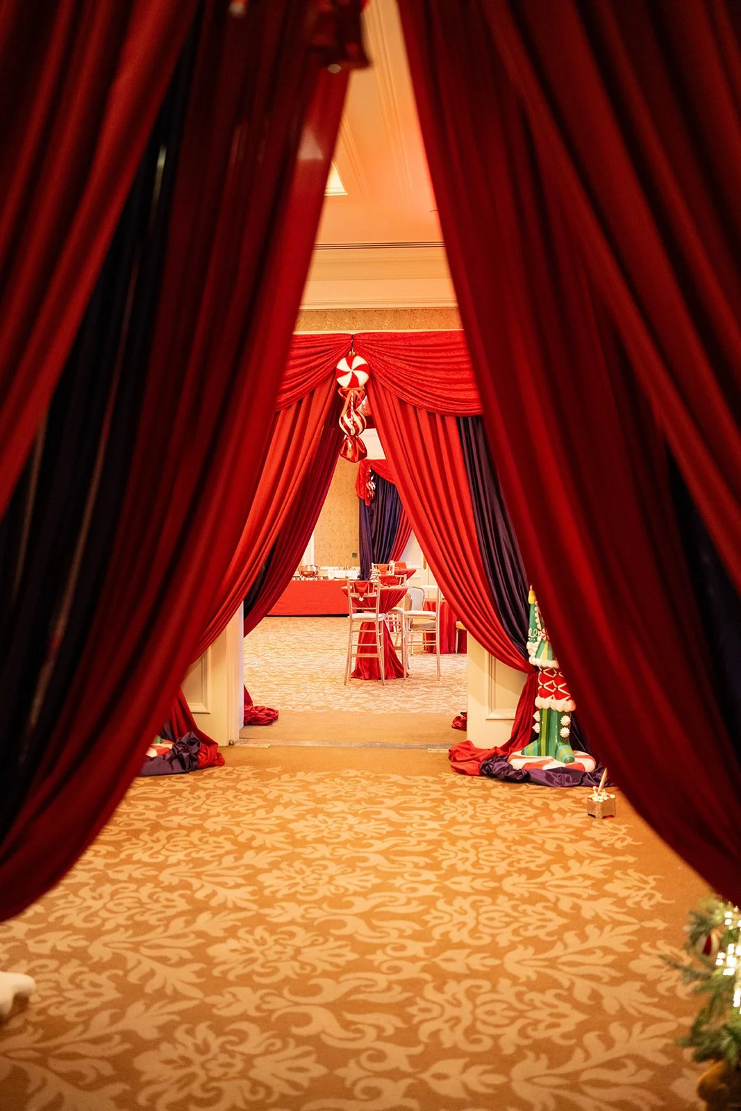 Rachel David Max_s Christmas Party 20.12.25-37.jpg