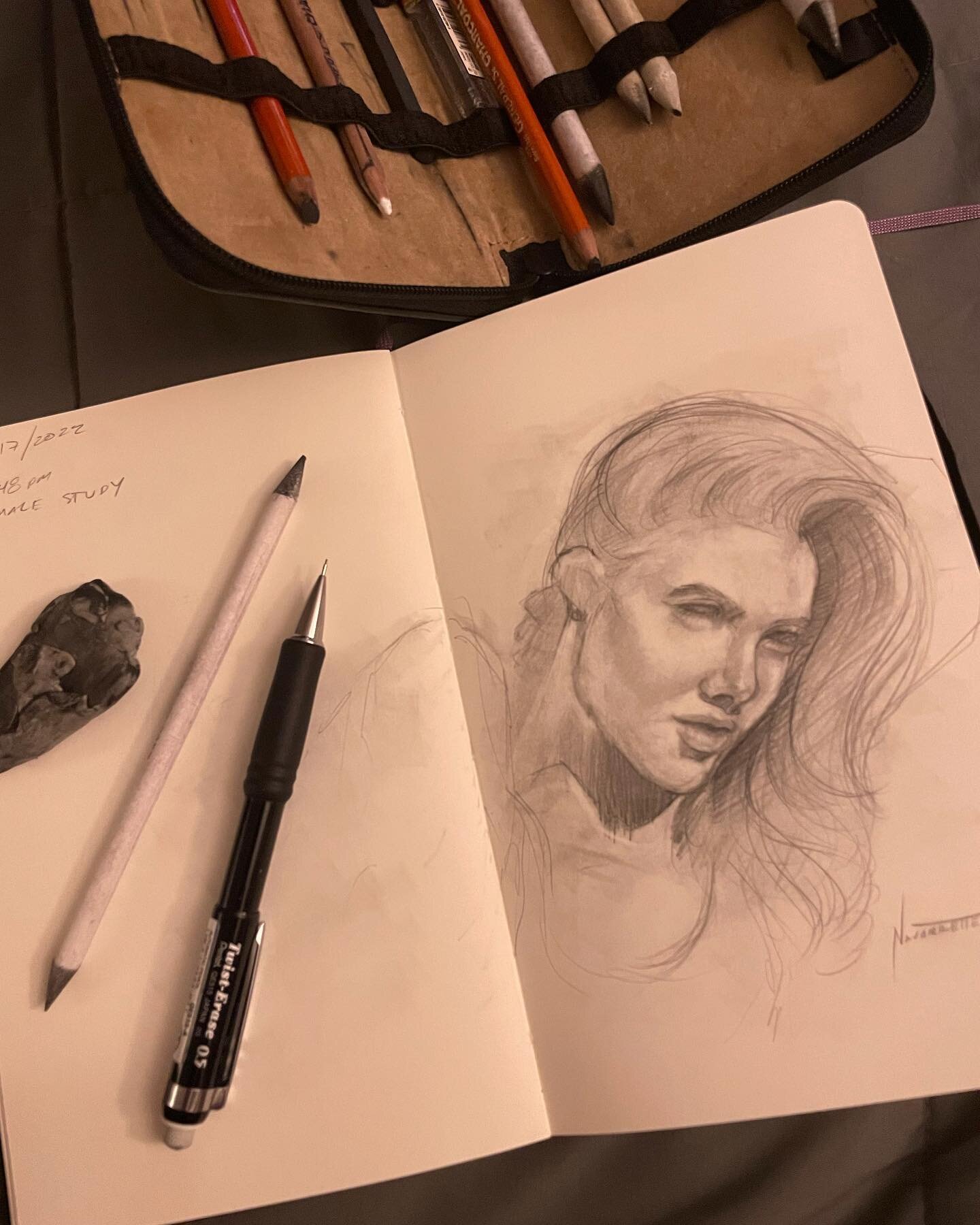 Late night sketch study.

#art #portrait #sketch #sketchbook #artwork #portraitstudy #drawn #drawing #pencil #portraitart