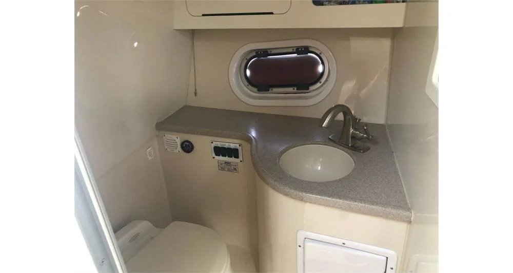 Lakeshore Aquatics Chicago Yacht Charter and Boat Rental