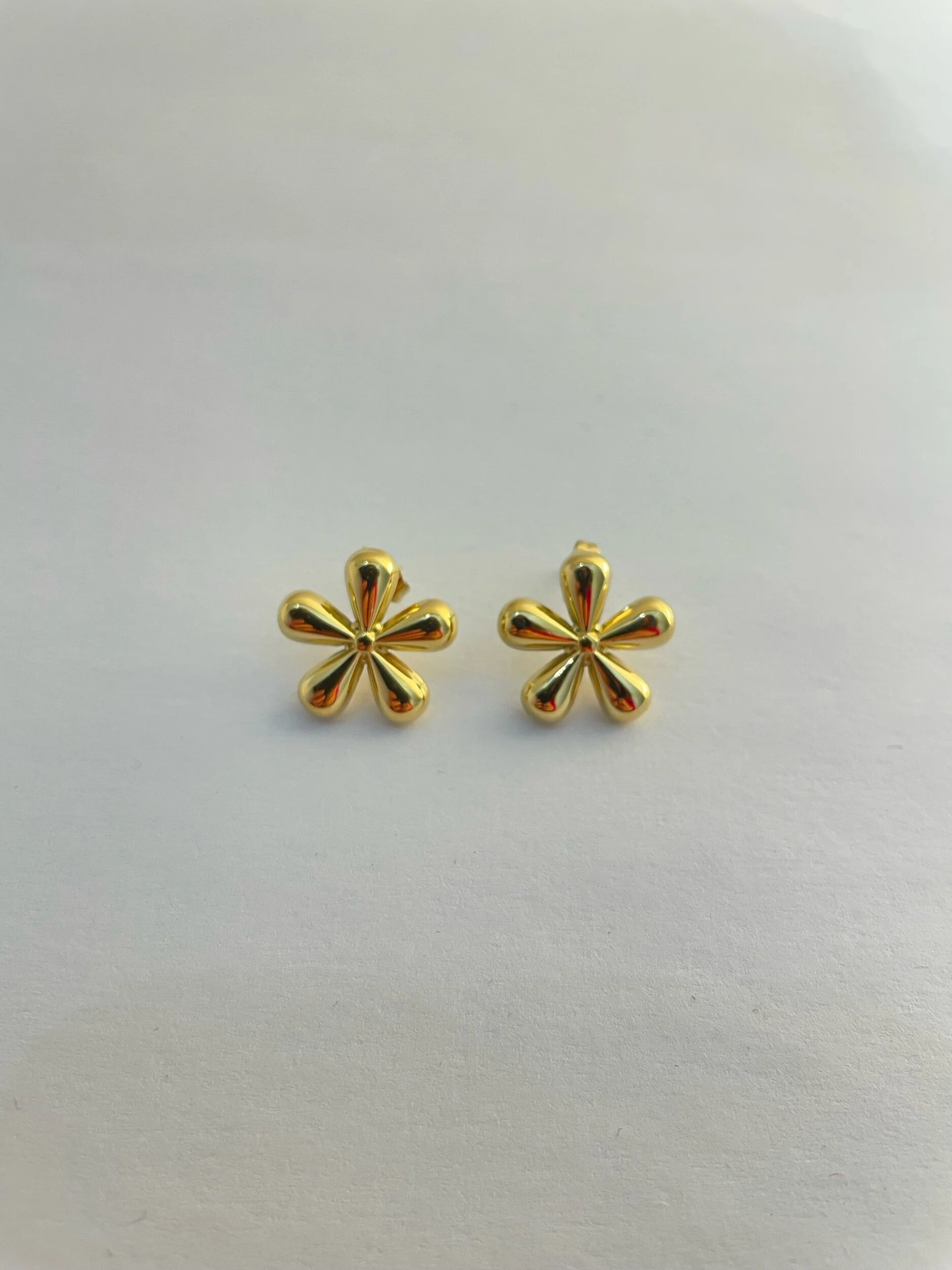 2D6830A2-BB32-49F7-9883-B74CD7C0260E