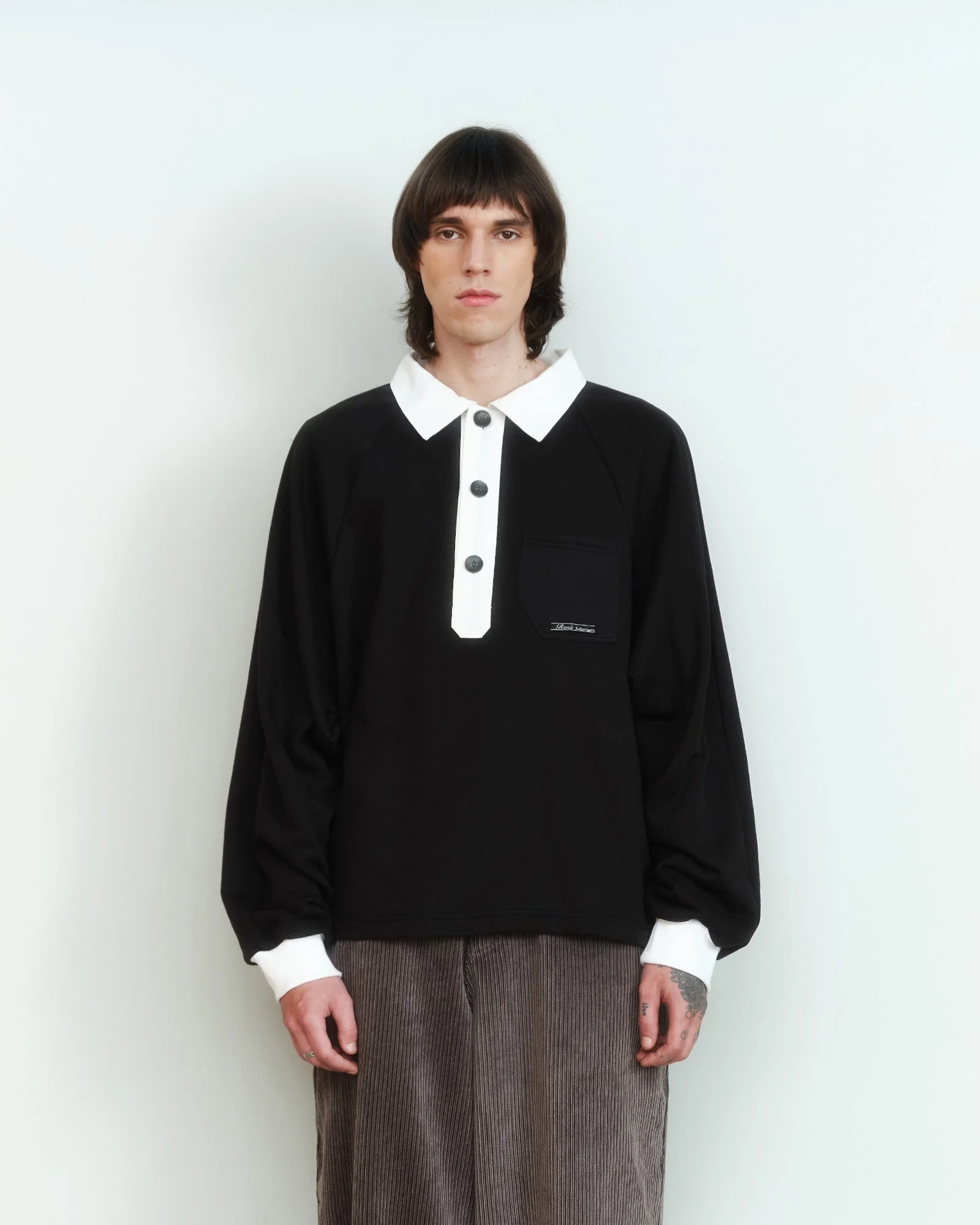Black polo 01.jpg