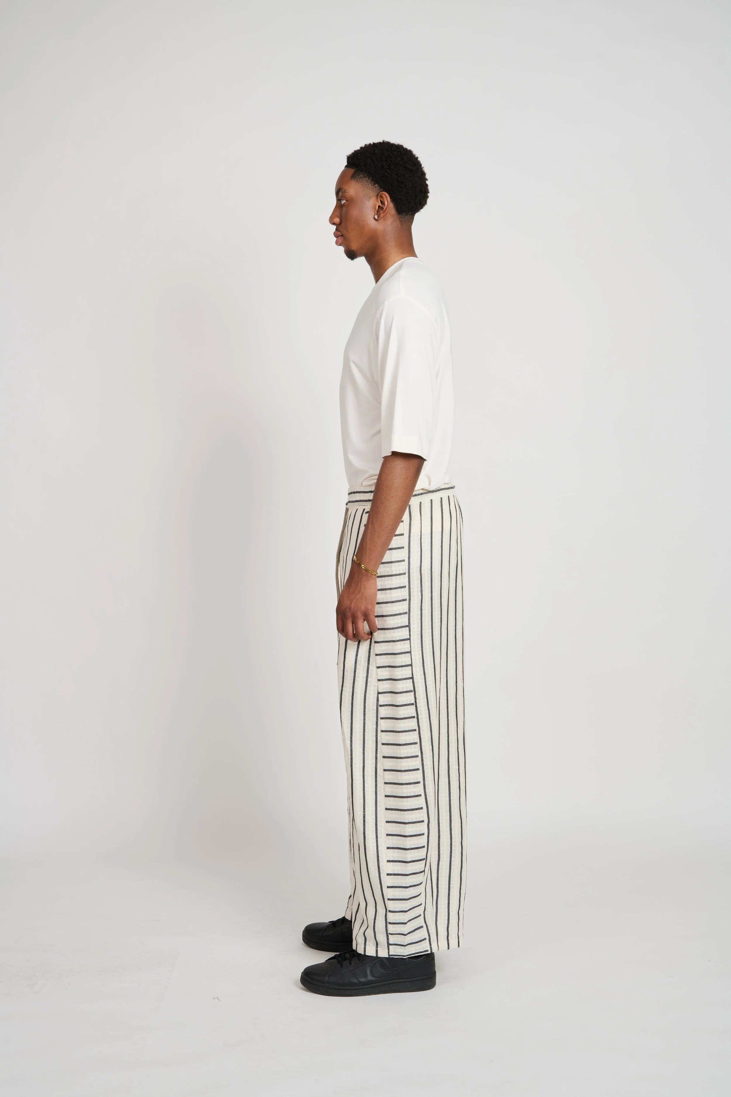 Jules_PELOC-8 side.jpg