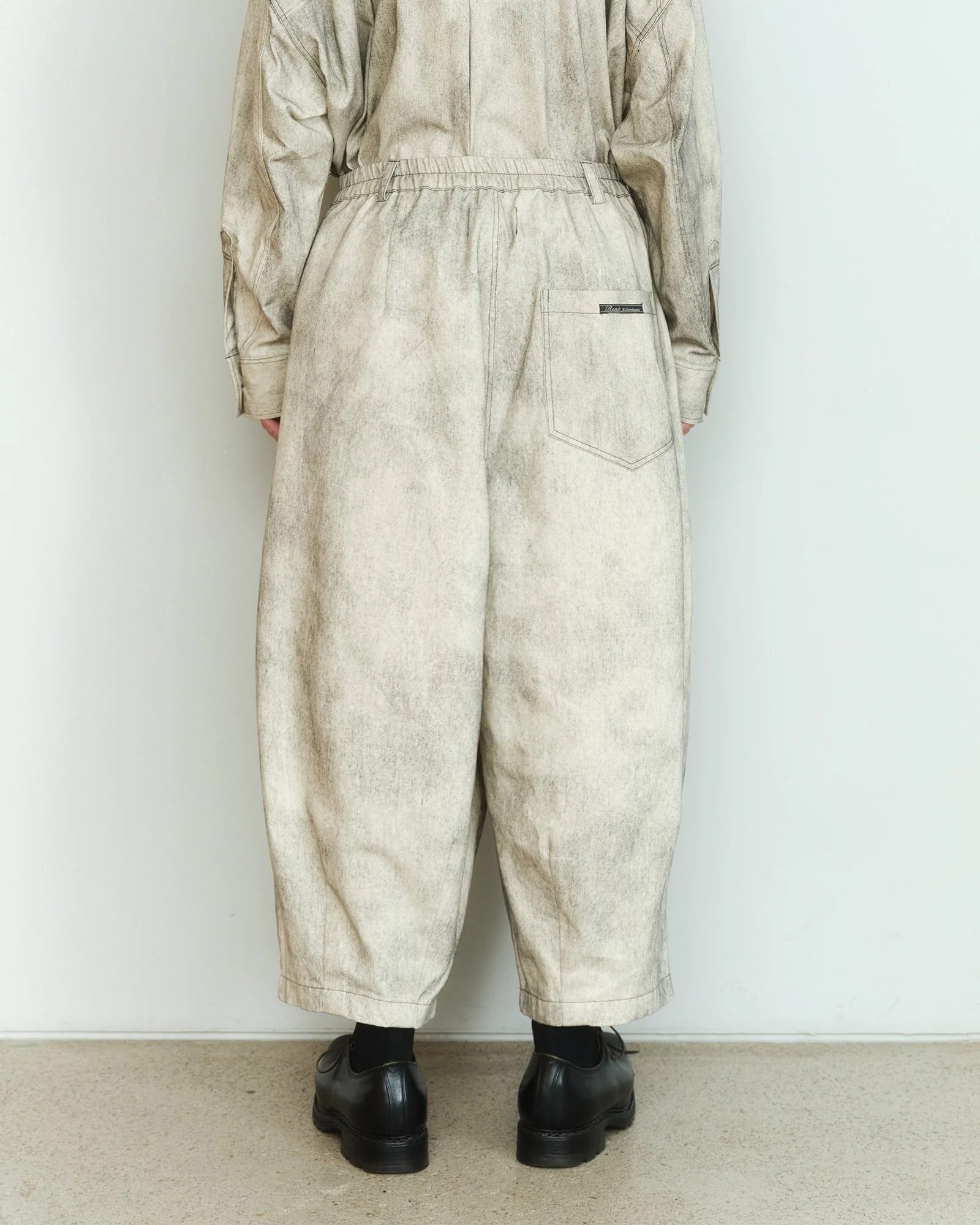 Ash pants 05.jpg