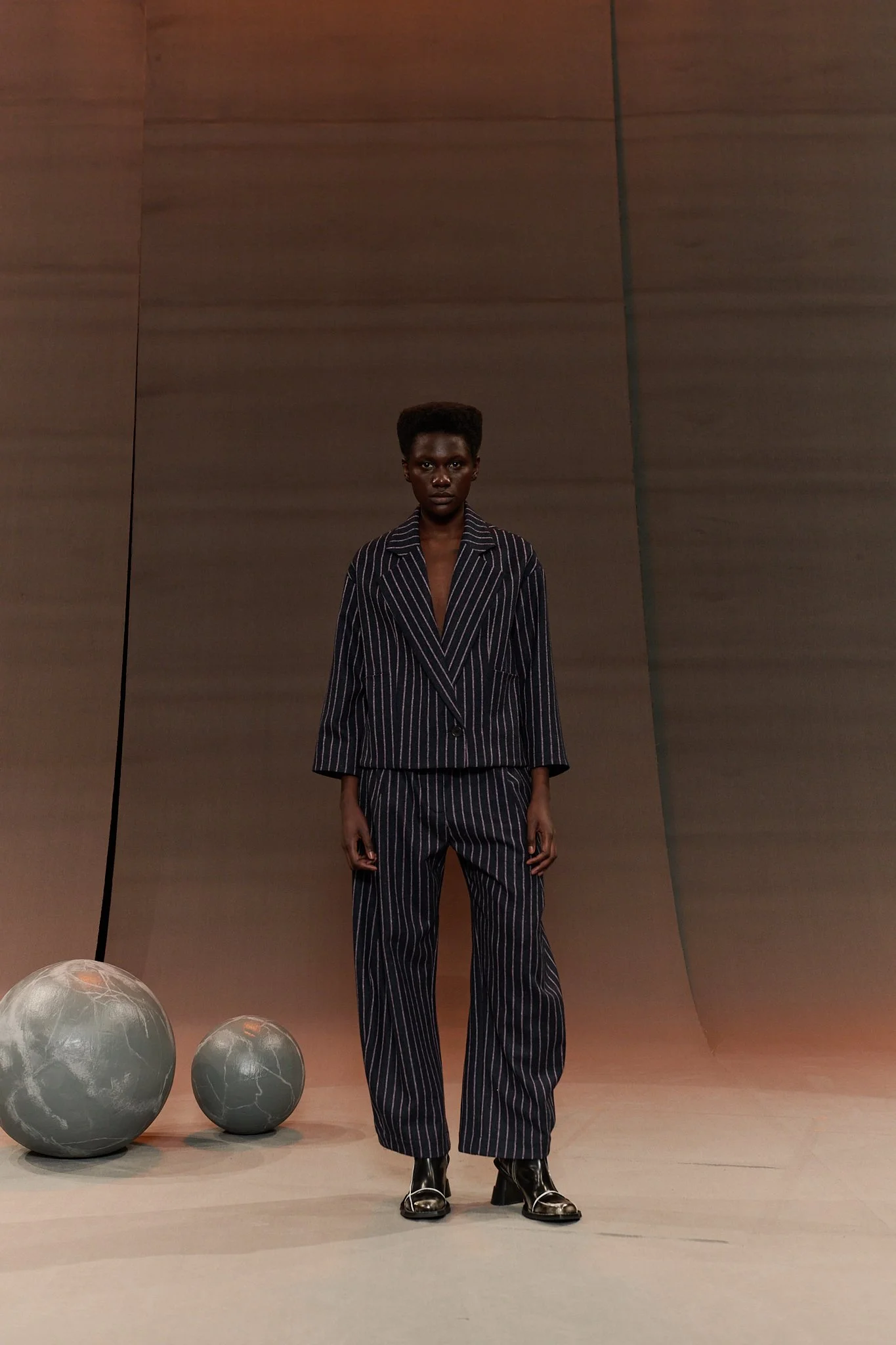 AW25STUD-F507_771, Pinstripe_1.jpg
