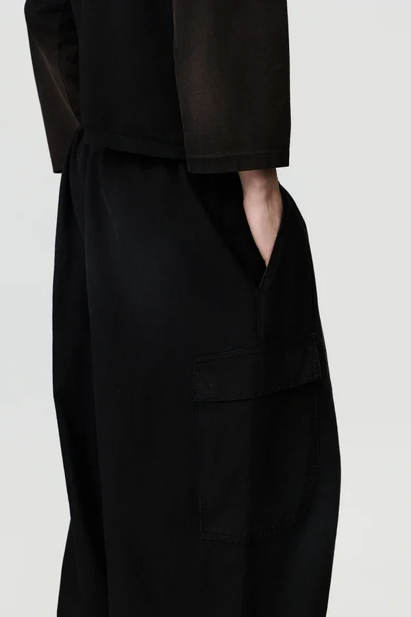 paura-sinope-oversized-cargo-trousers-black-16dp40210000001-5.webp