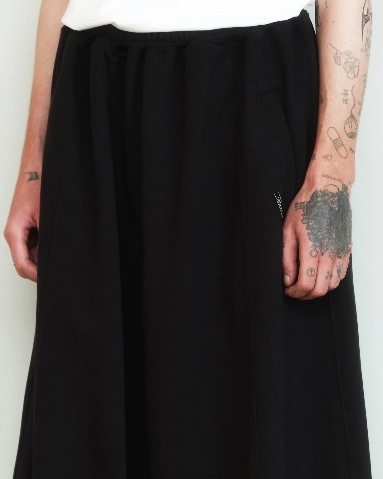 Black lounge pants 05.jpg