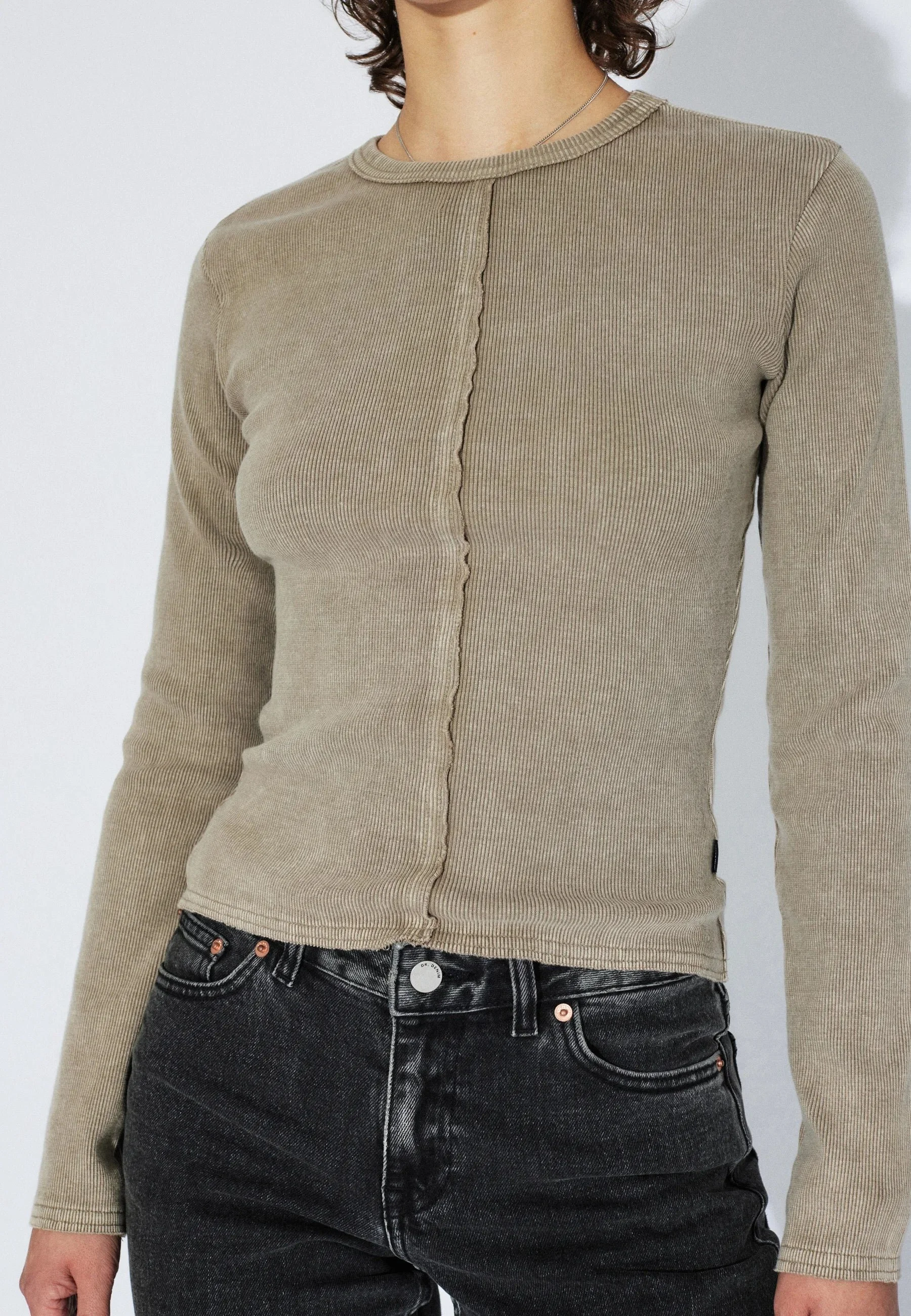 2611123597_DrDenim_StellaRib_WashedKhaki_Main_W1_5.jpeg