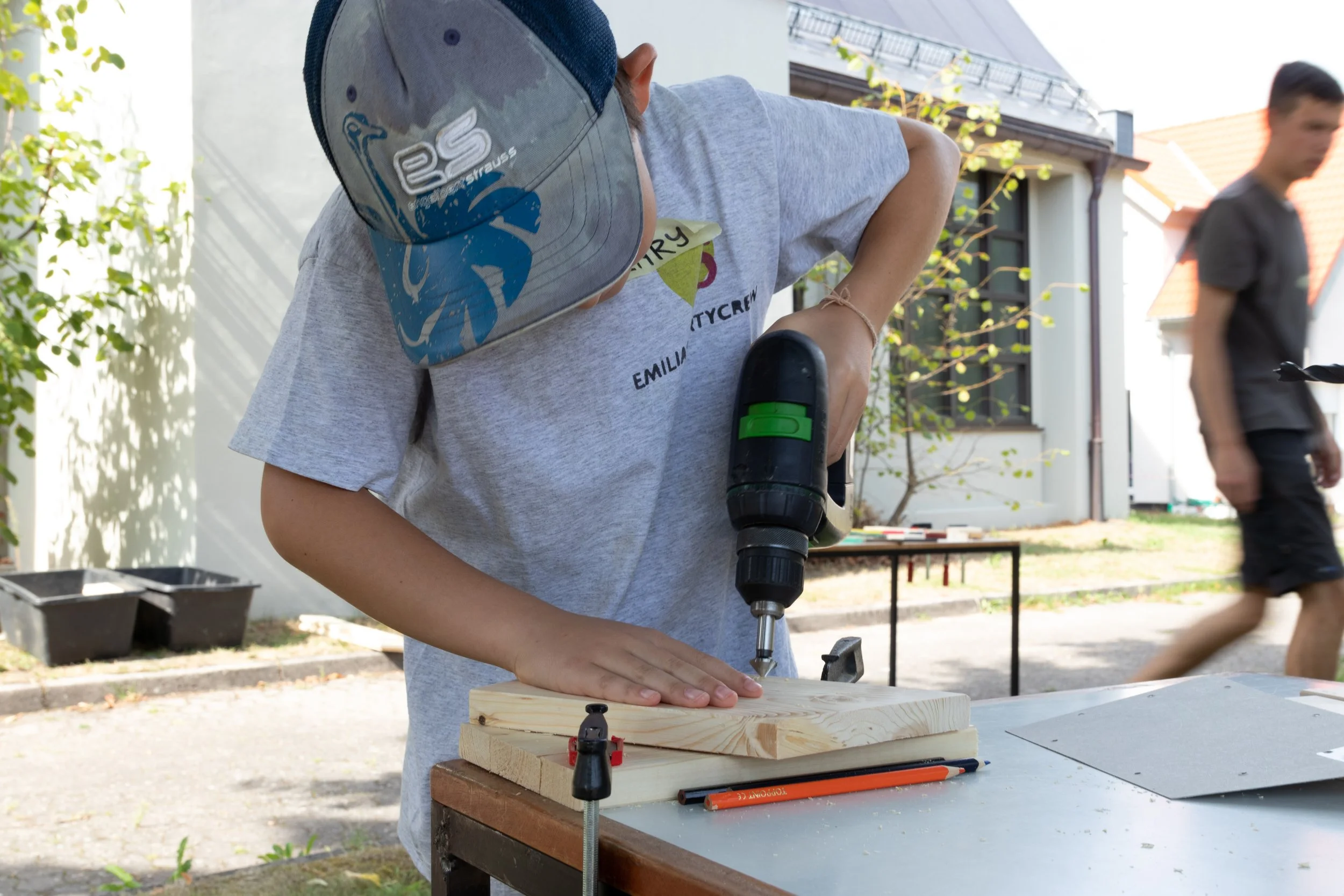 Vogelhaus-Aktion beim Ferienprogramm der Gemeinde Georgensgmünd