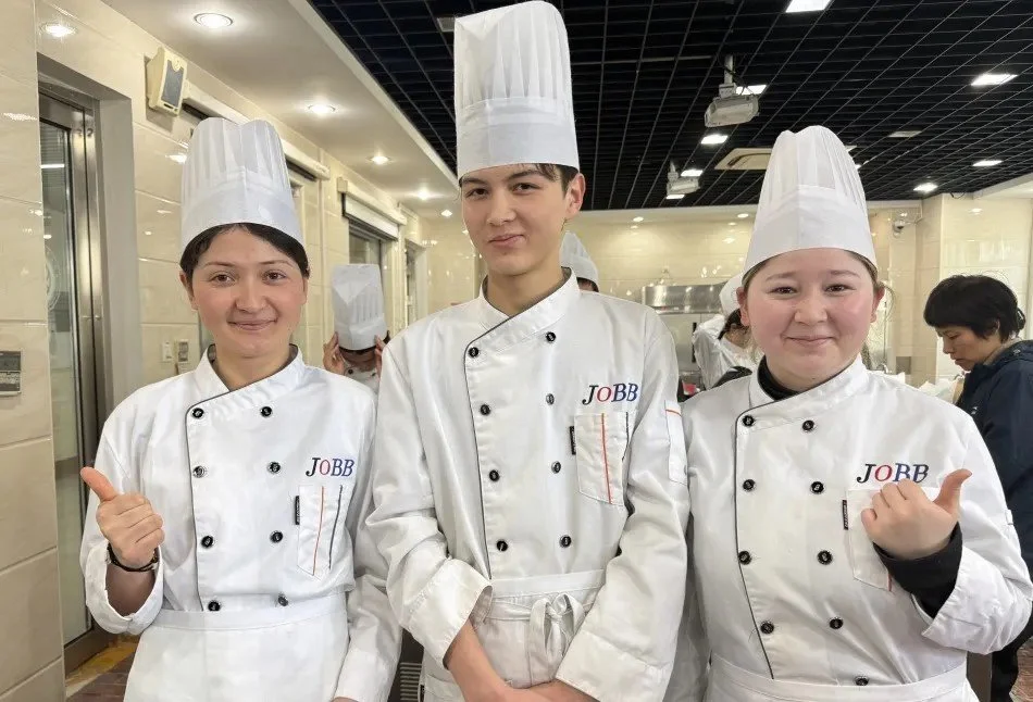 JOBBer Growth Journal | All Passed! The Rewards for Kashgar Youth in Shanghai