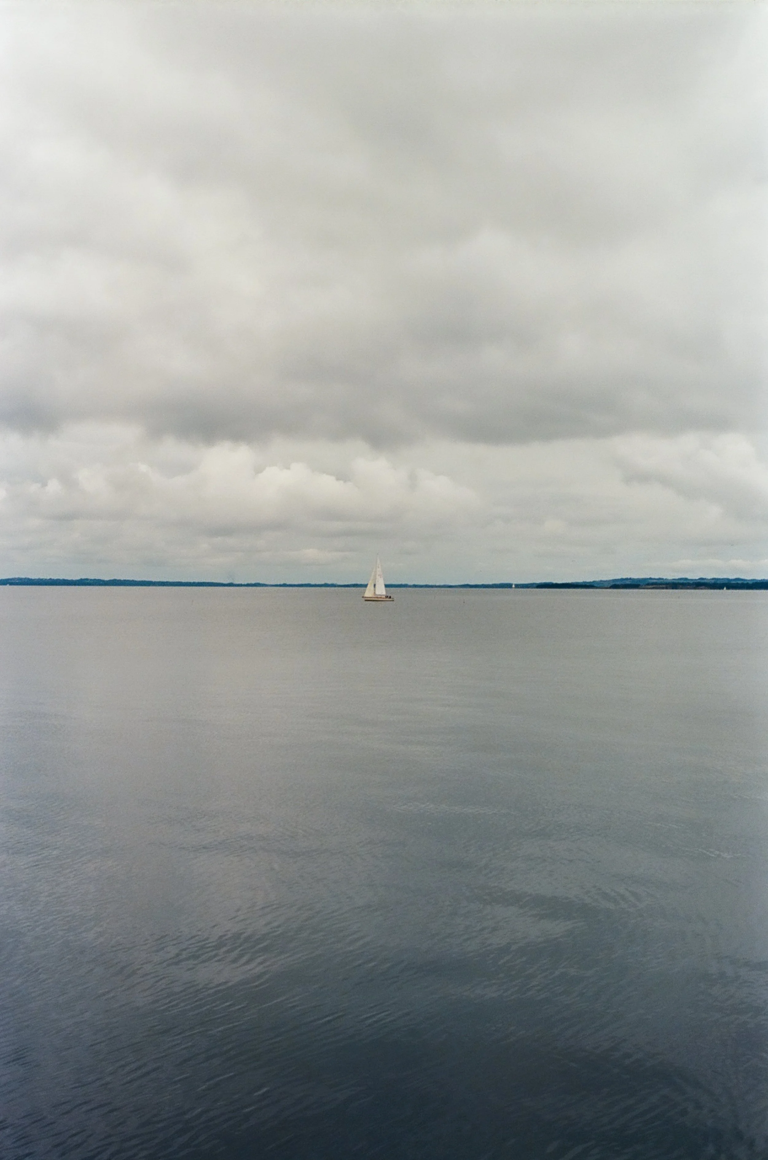38070030.jpg