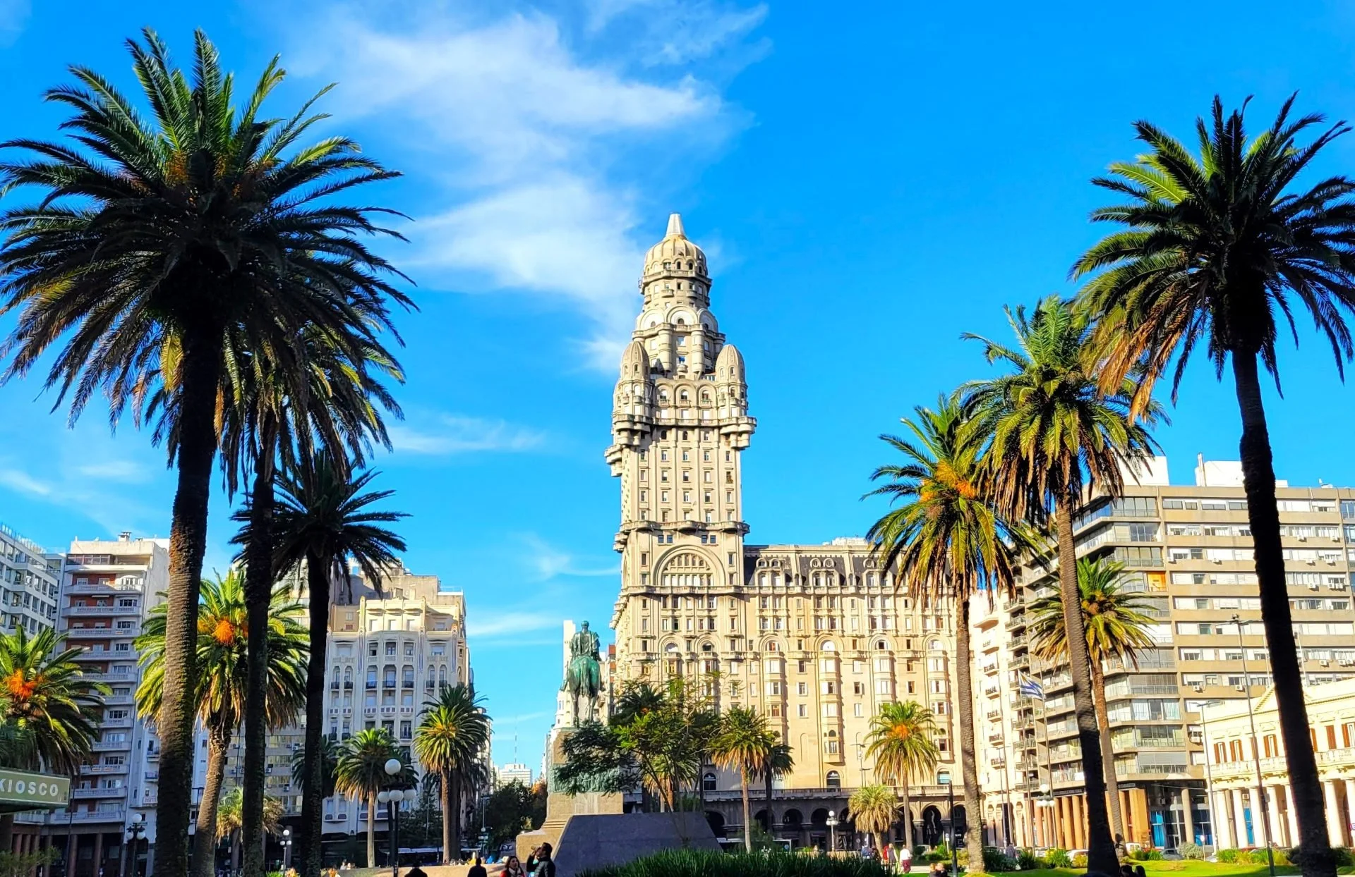 Montevideo Travel Guide: Why It’s Worth the Splurge (Guest Post from Bonus Nachos)