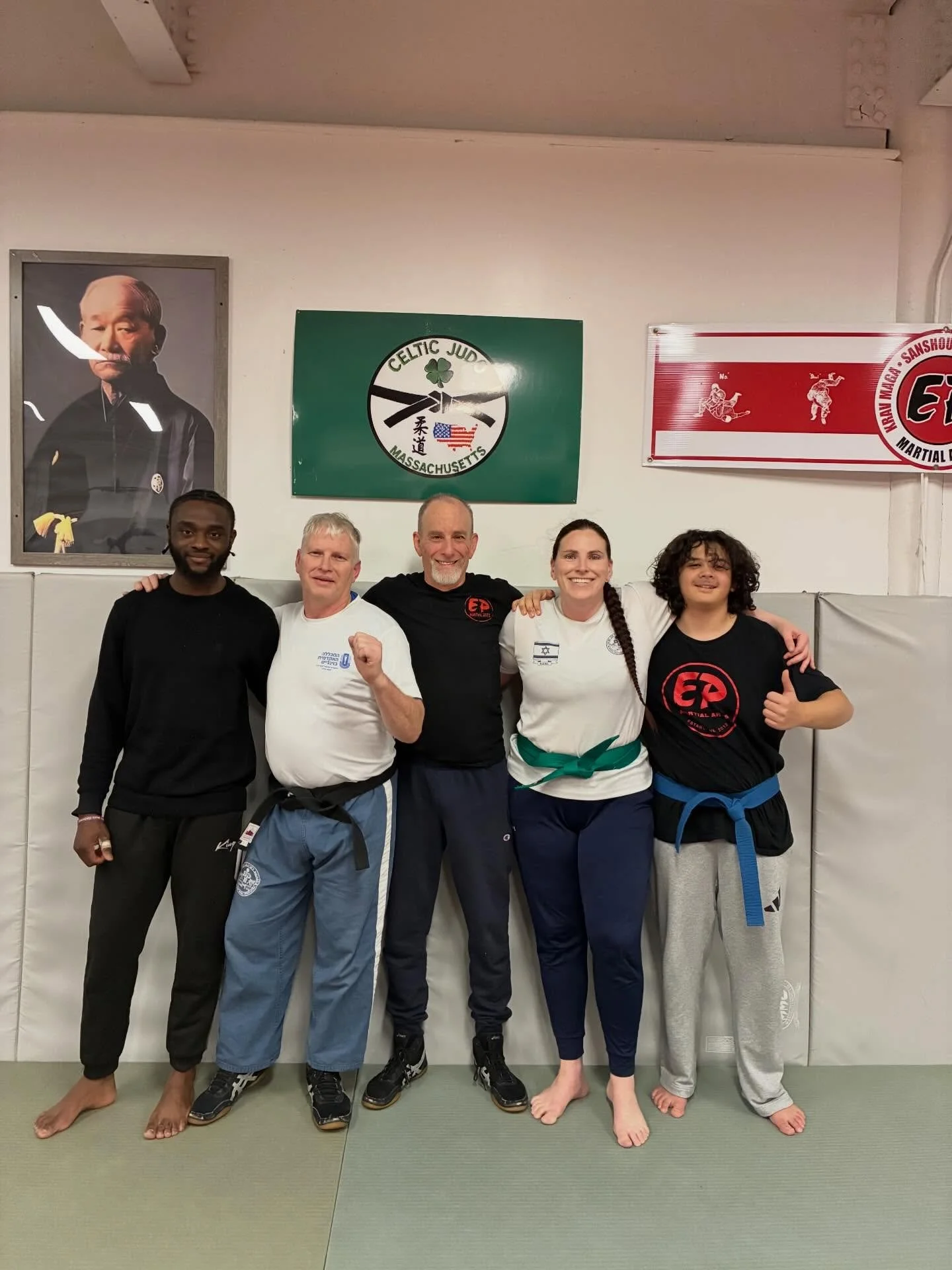 Congratulations to Grace, Nathan and Mark on their Krav Maga belt promotions!

#kravmaga #selfdefense #beltpromotion #team #hardwork