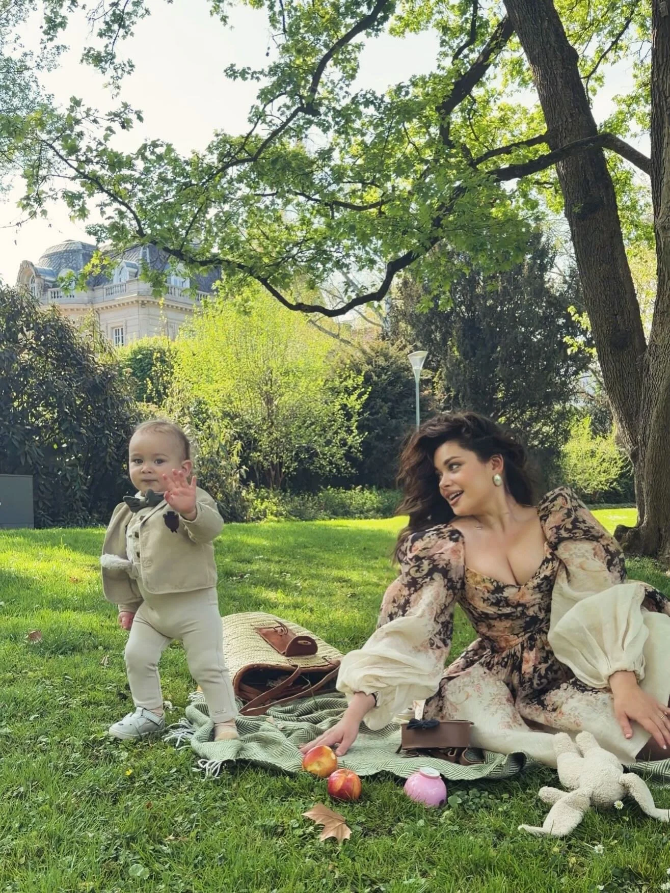 Wer Fotos wie in den G&auml;rten von Les Jardins d&rsquo;&Eacute;tretat in Frankreich machen m&ouml;chte &ndash; speichert euch diese Location: Das ist der Luisenpark Mannheim 🤍

Ein wundersch&ouml;ner Garten und ein herrlicher Tag in Gesellschaft m