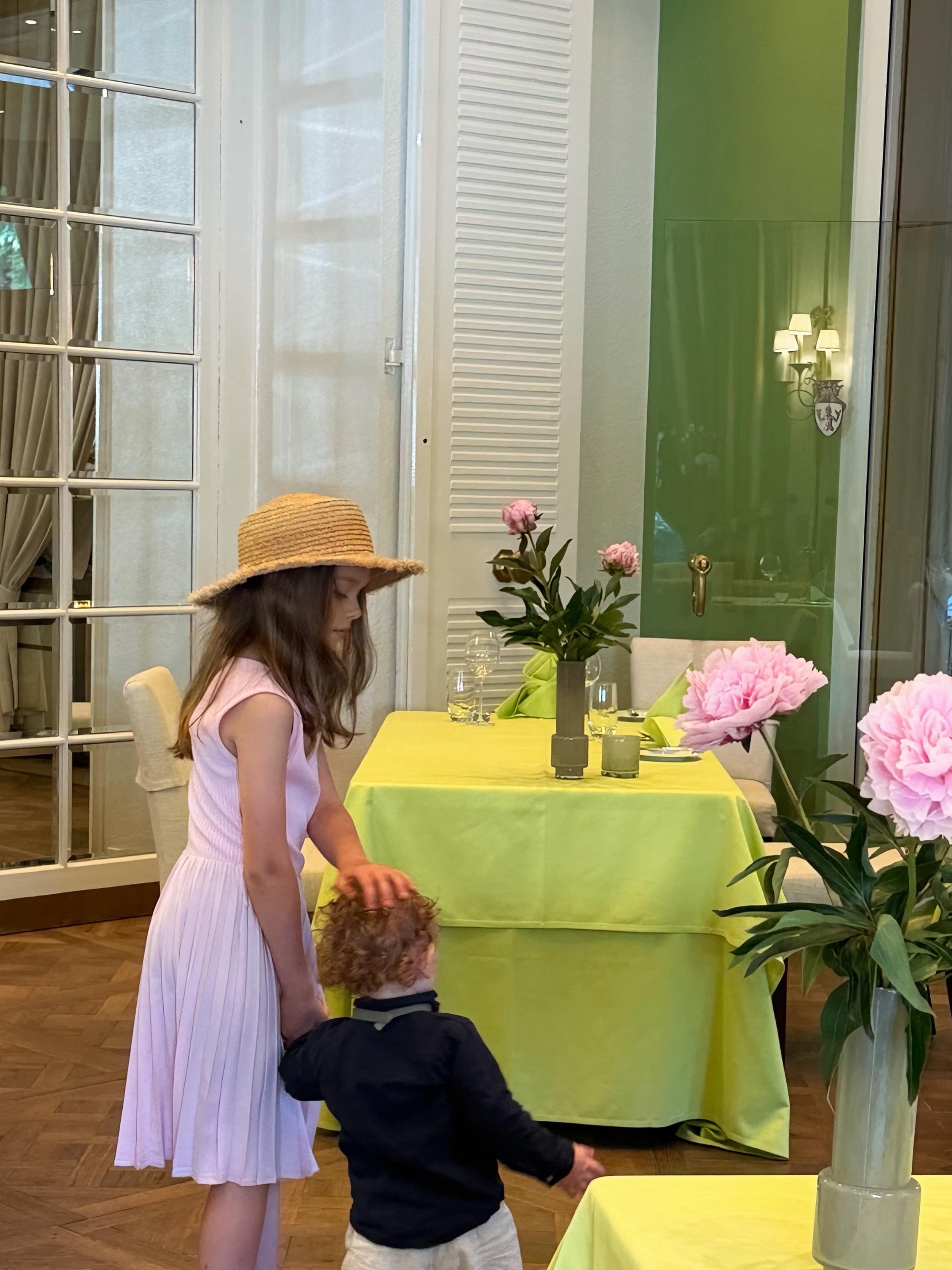 My beautiful life 🤍🧸🧸

I love so  much my kids and my wonderful work🤍
