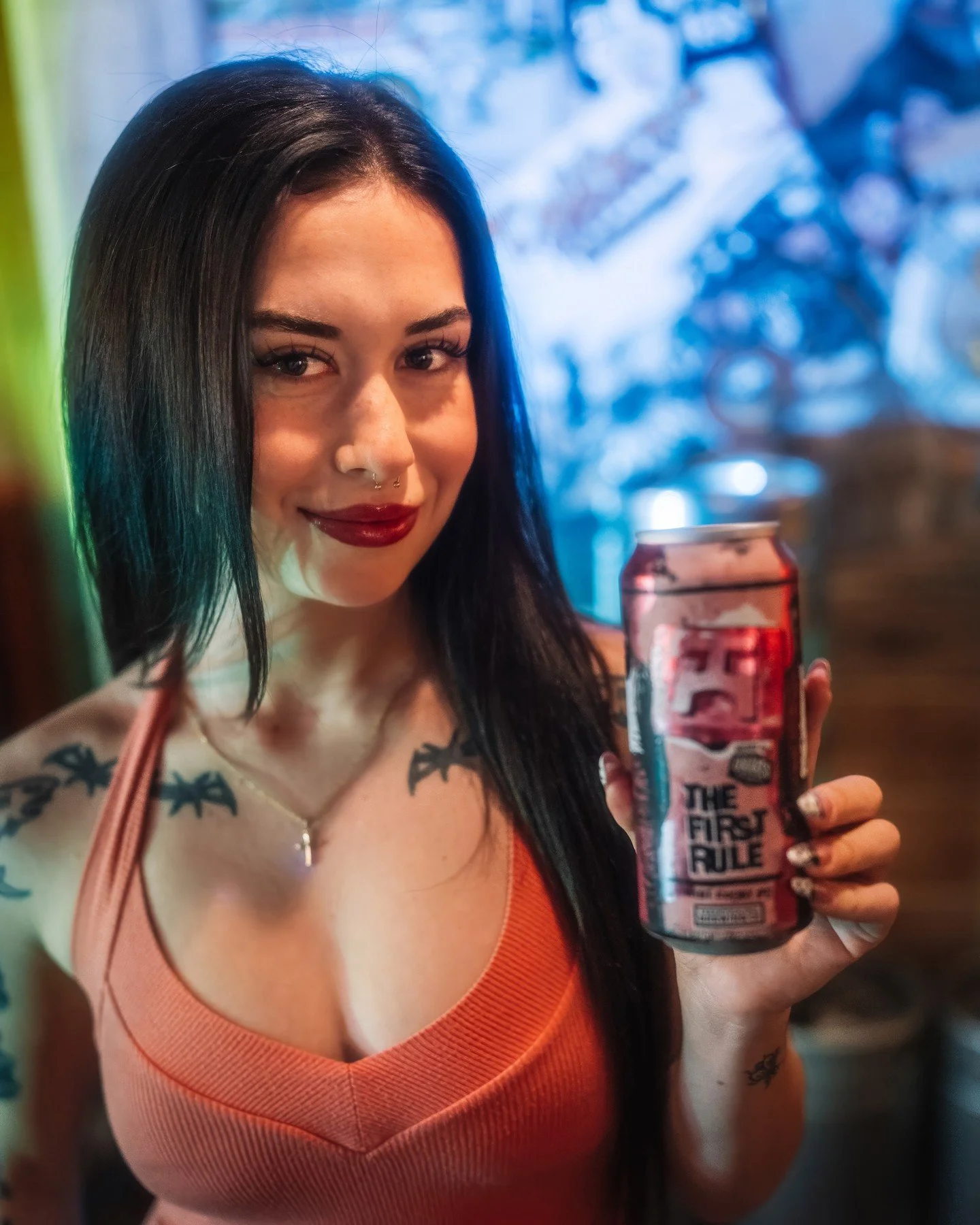 It's a perfect Silver Strand Saturday and the perfect way to celebrate that is with some tasty beverages at the Comber and Raegan's opening the doors at noon to let you do exactly that! 🍻🙌🏼