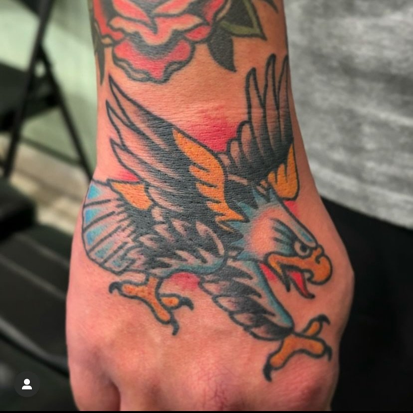 Eagle hand jammer by @tat2silver !

Accepting walk-ins and booking December!