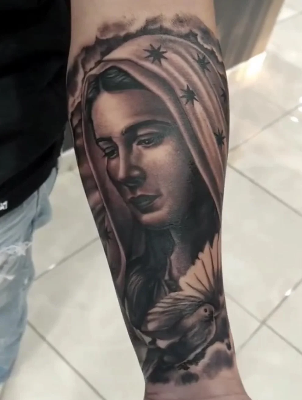 check out this piece done by @tat2terk ! 
.
. 
Swing by the studio or message him directly for your next tattoo