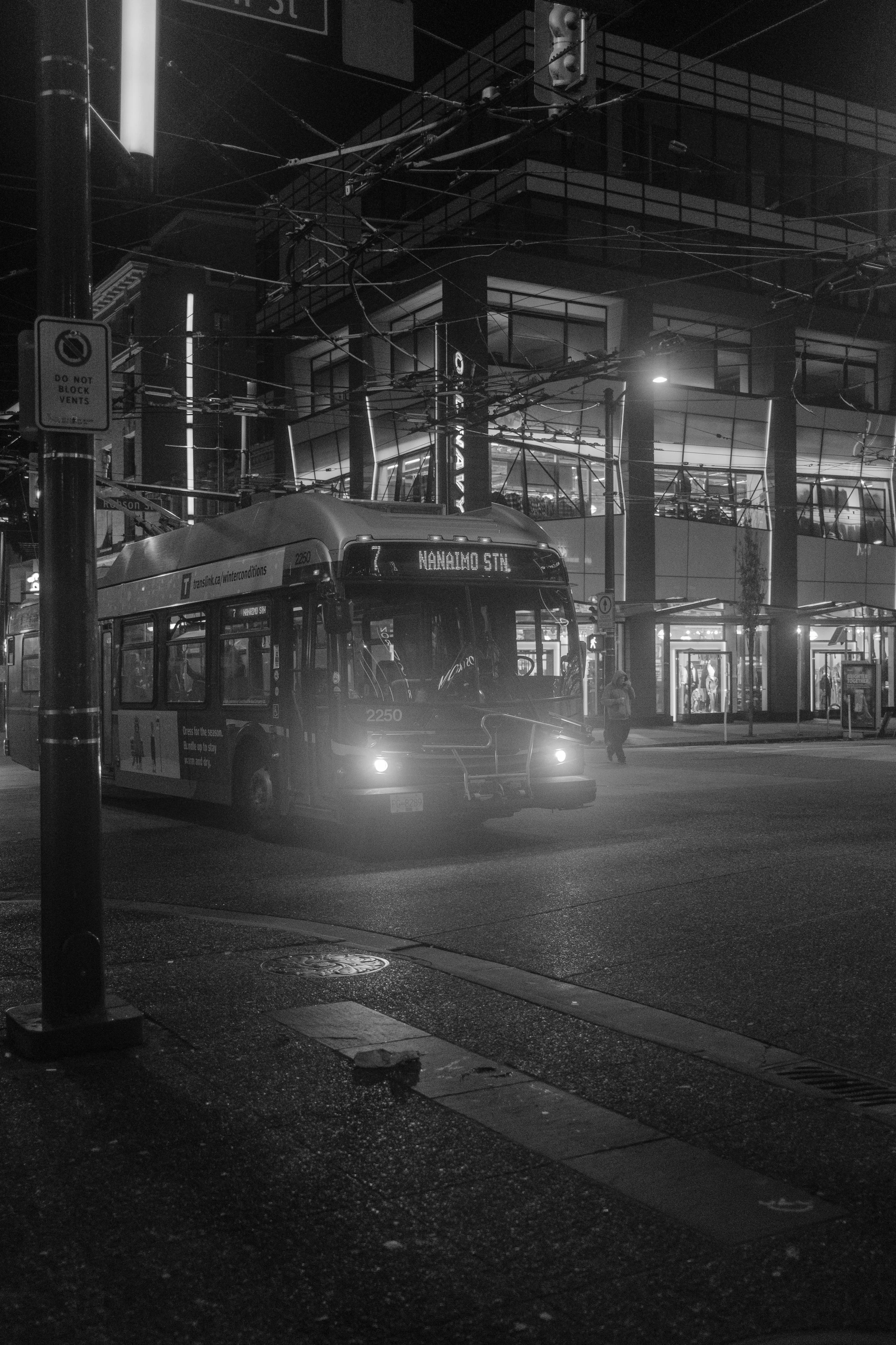 Walk-Around Downtown Vancouver-15.jpg