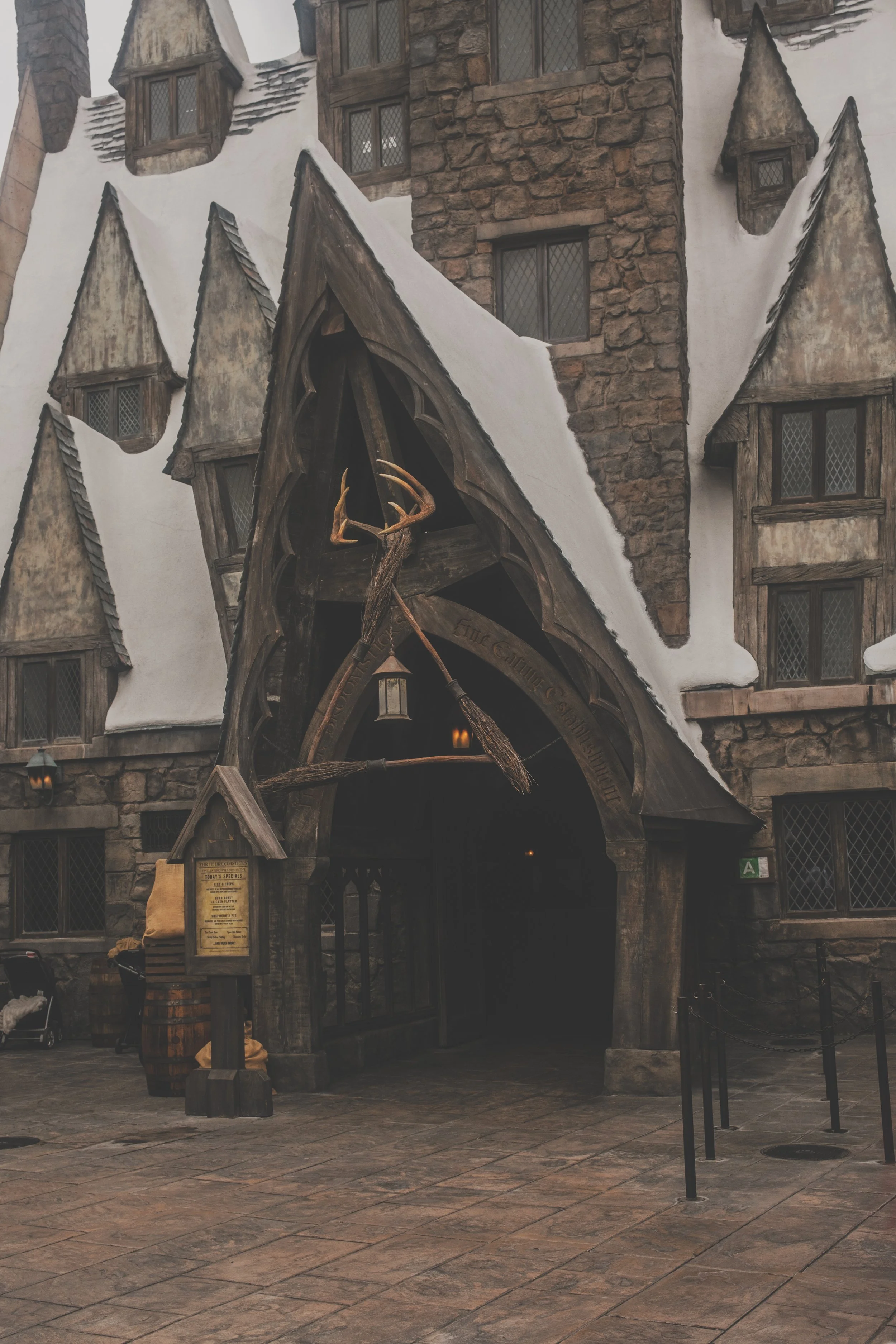 Universal Studios Hollywood - Wizarding World (05-24-2023)-5.jpg