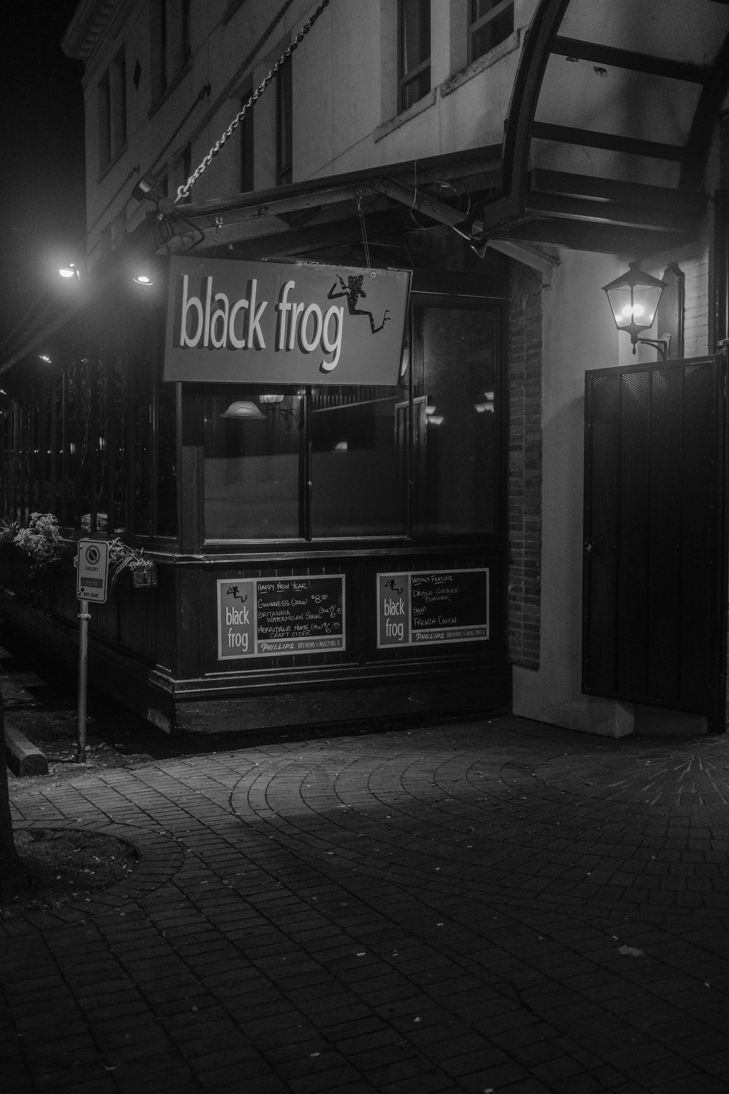 Walk-Around Downtown Vancouver-48.jpg