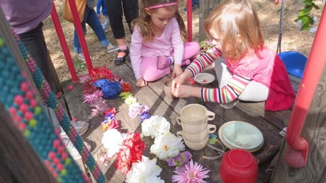This is a completely different dinner party. The decorations for this party are the most important thing. Plus, it is a pop-up kind of party. The party is moved to different parts of the yard. You can tell where it will pop up next because the resta…