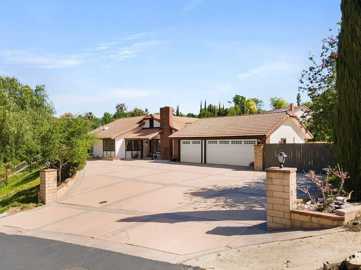 1080 Serenidad Place