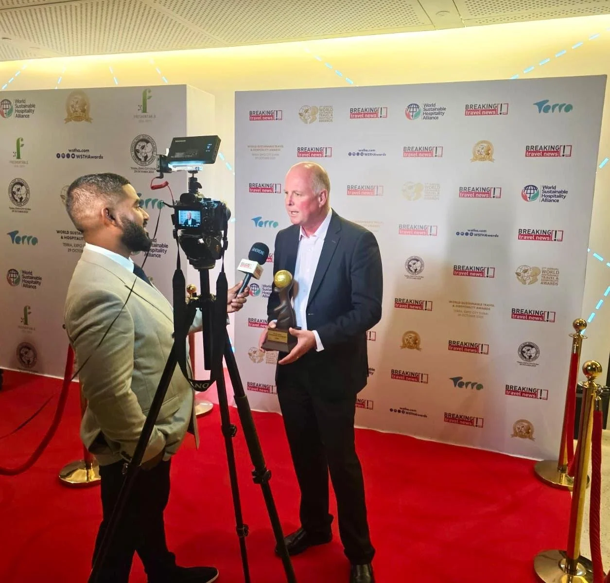 c7fa27ff-3ecb-436d-87e3-32972b47a439 2.JPG