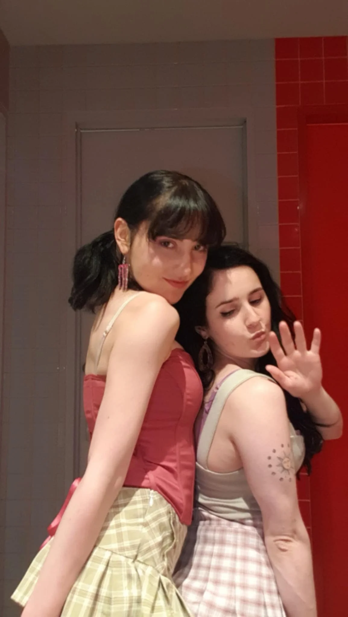 926773bd-5698-4e69-a0e7-5058e8a8c946.jfif