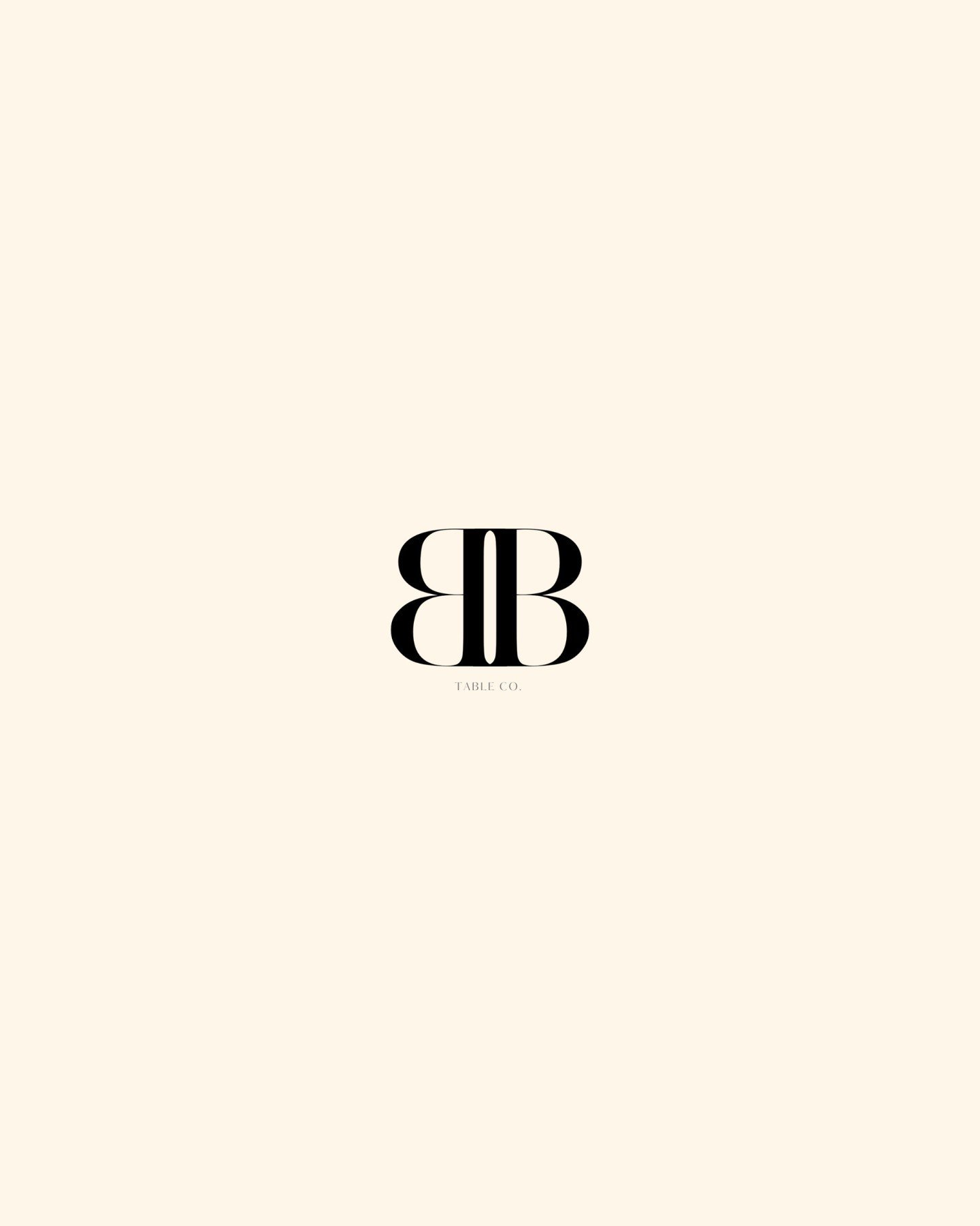 A throw back for @boujeetableco_ 🖤 
Branding where sleek and sophistication meets fun and boujee ✨