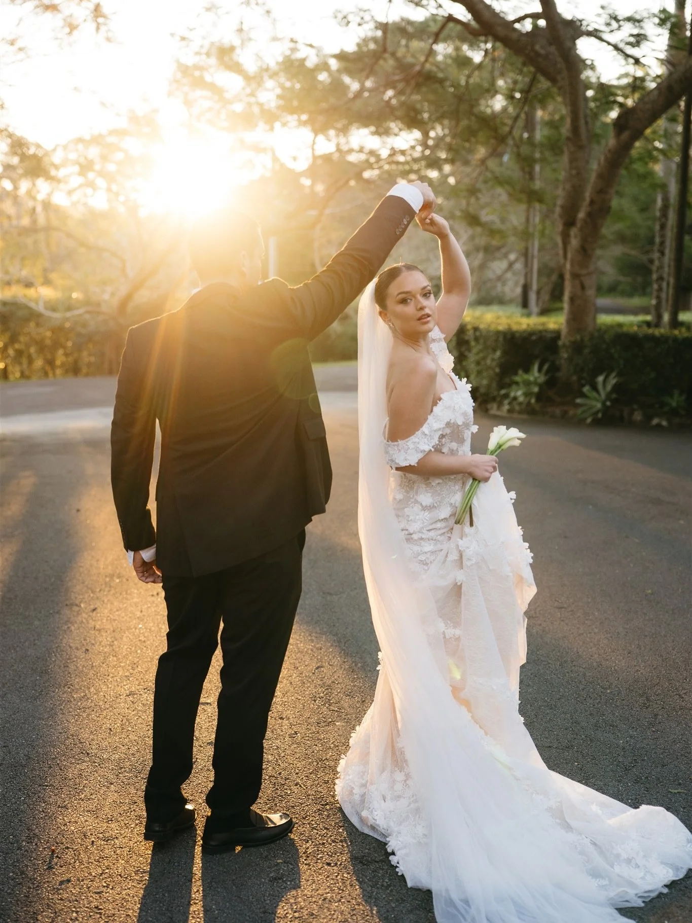 Let&rsquo;s create the first chapter of your forever love story 🤍

The dream team:
Venue ─ @figtreerestaurant │ @byronbayweddings
Photographer ─ @samwyperphotography
Hair &amp; Makeup ─ @tiarnarobertsonmakeup
Styling &amp; Champagne Tower ─ @thewedd