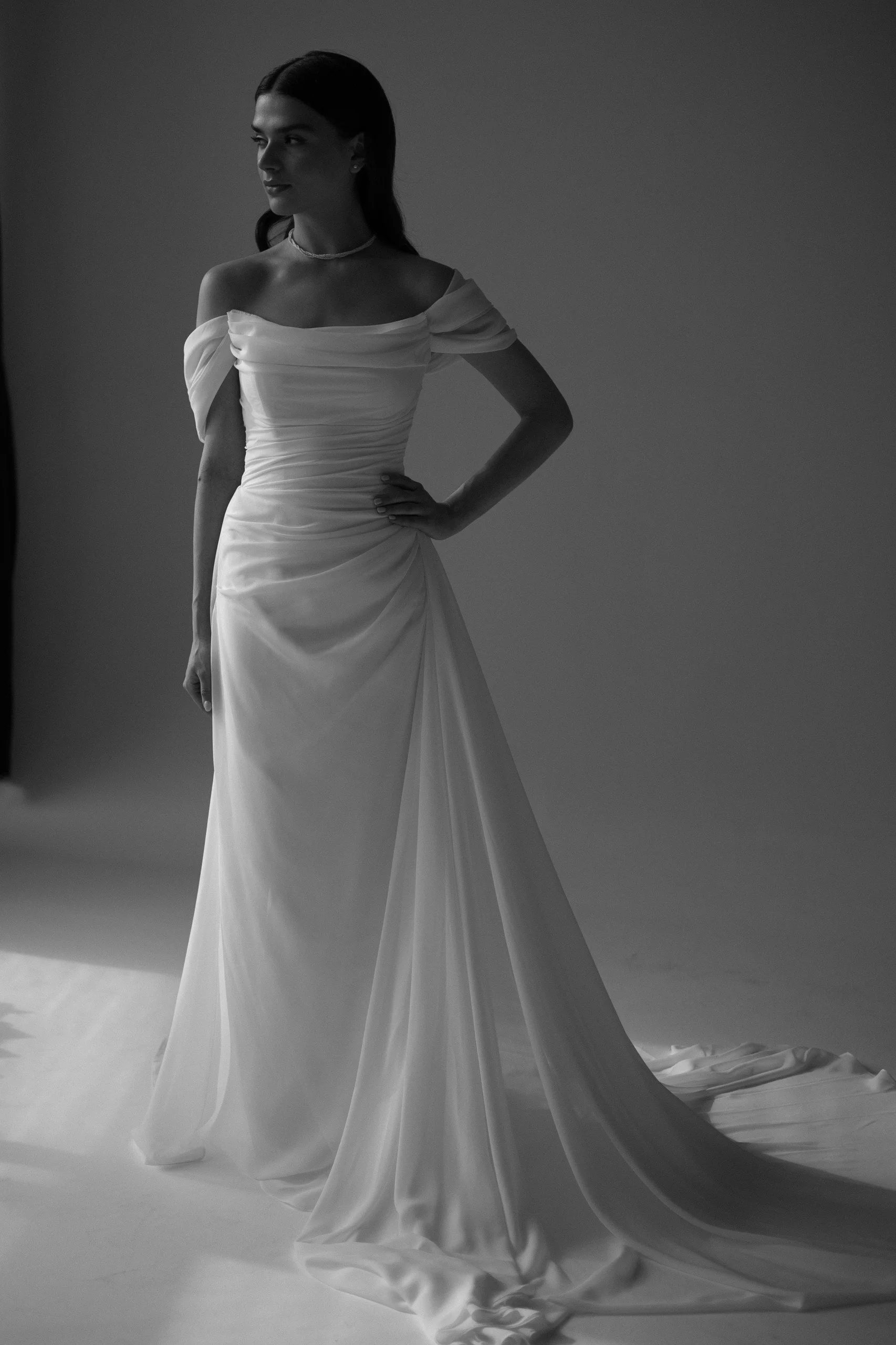 sample_wedding_dress_sale_Austrlia.jpg