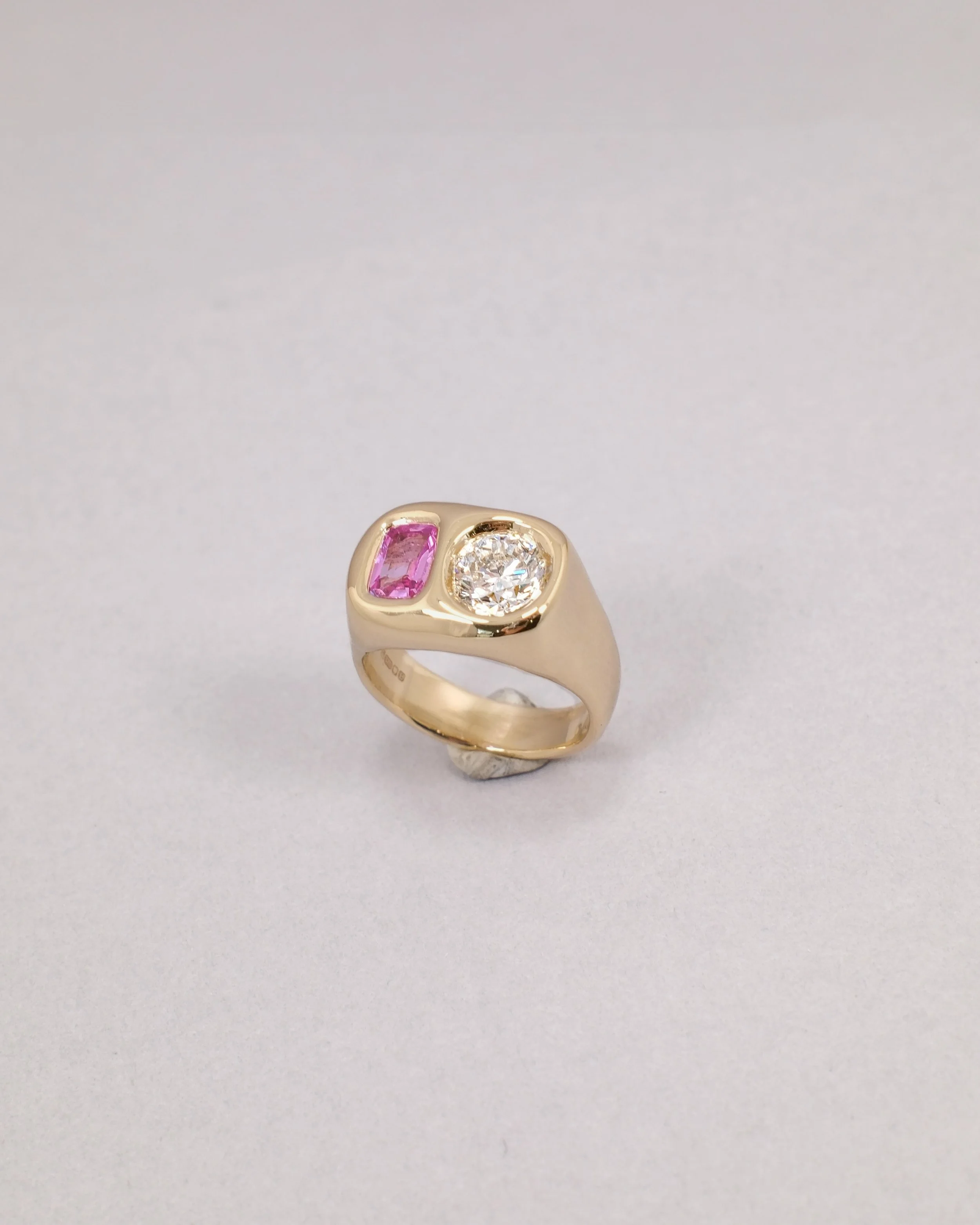 Bespoke engagement ring for B. 
9ct yellow gold bubble signet w/ 1.2ct lab diamond &amp; a natural pink sapphire.