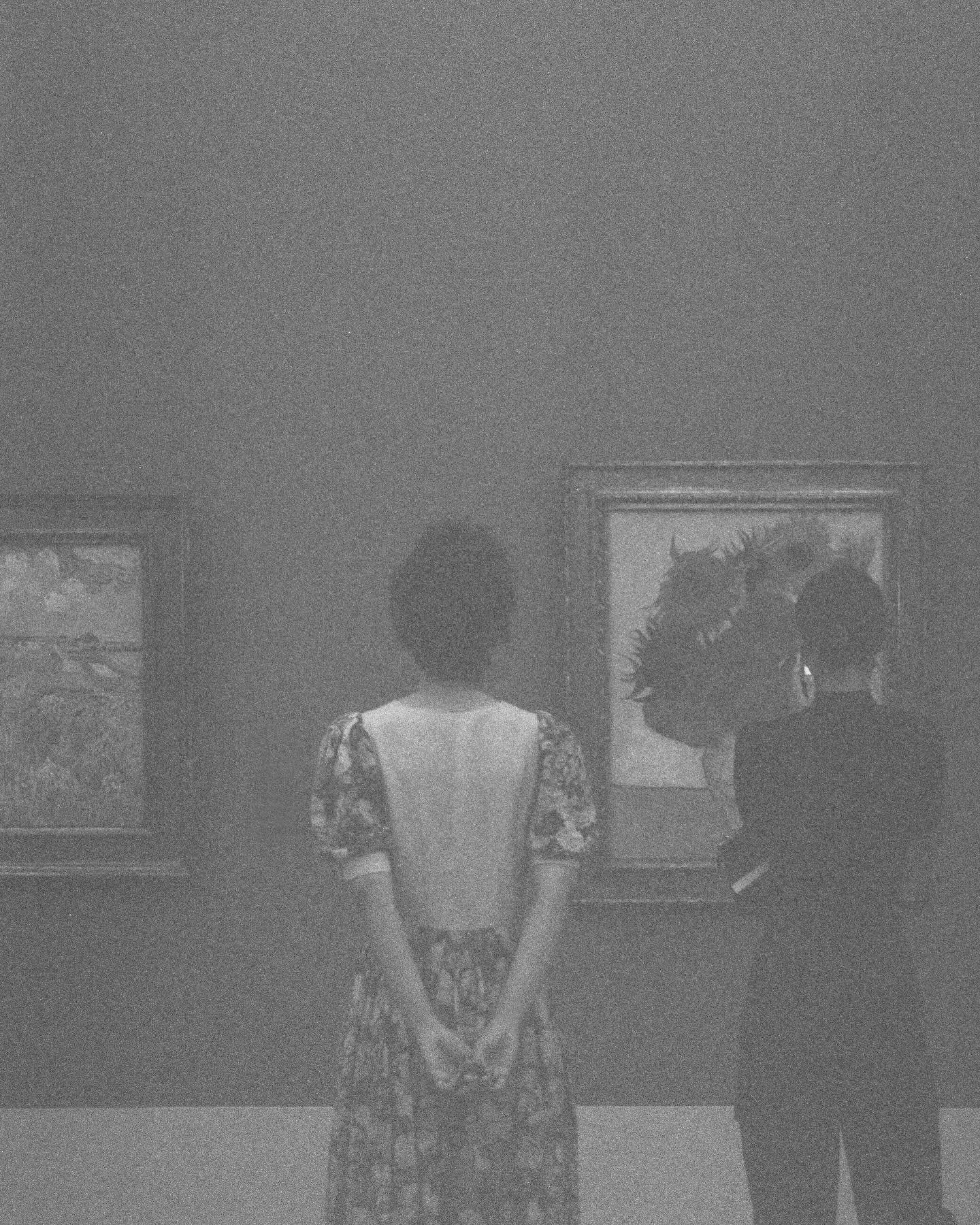 Alte Nationalgalerie, Munich. While I was there, I saw a woman in a floral dress that suited perfectly the van Gogh paintings that she was looking at. A few hours later, while Jaumell and I wandered in a different part of the city, I saw her and her 