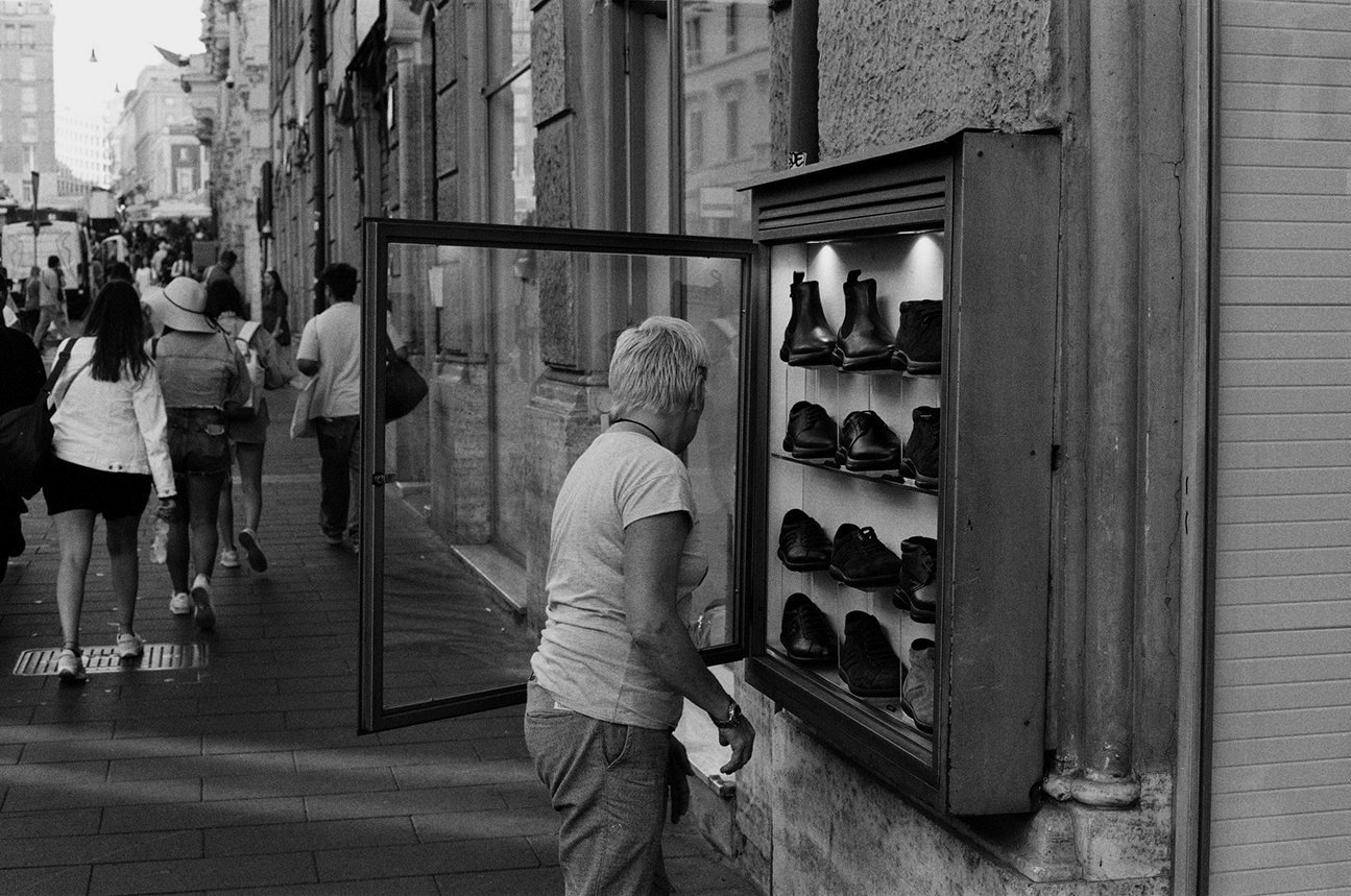 11+-+Pr%C3%A9sentoir+chaussures+-+trottoir+1752-05.jpg