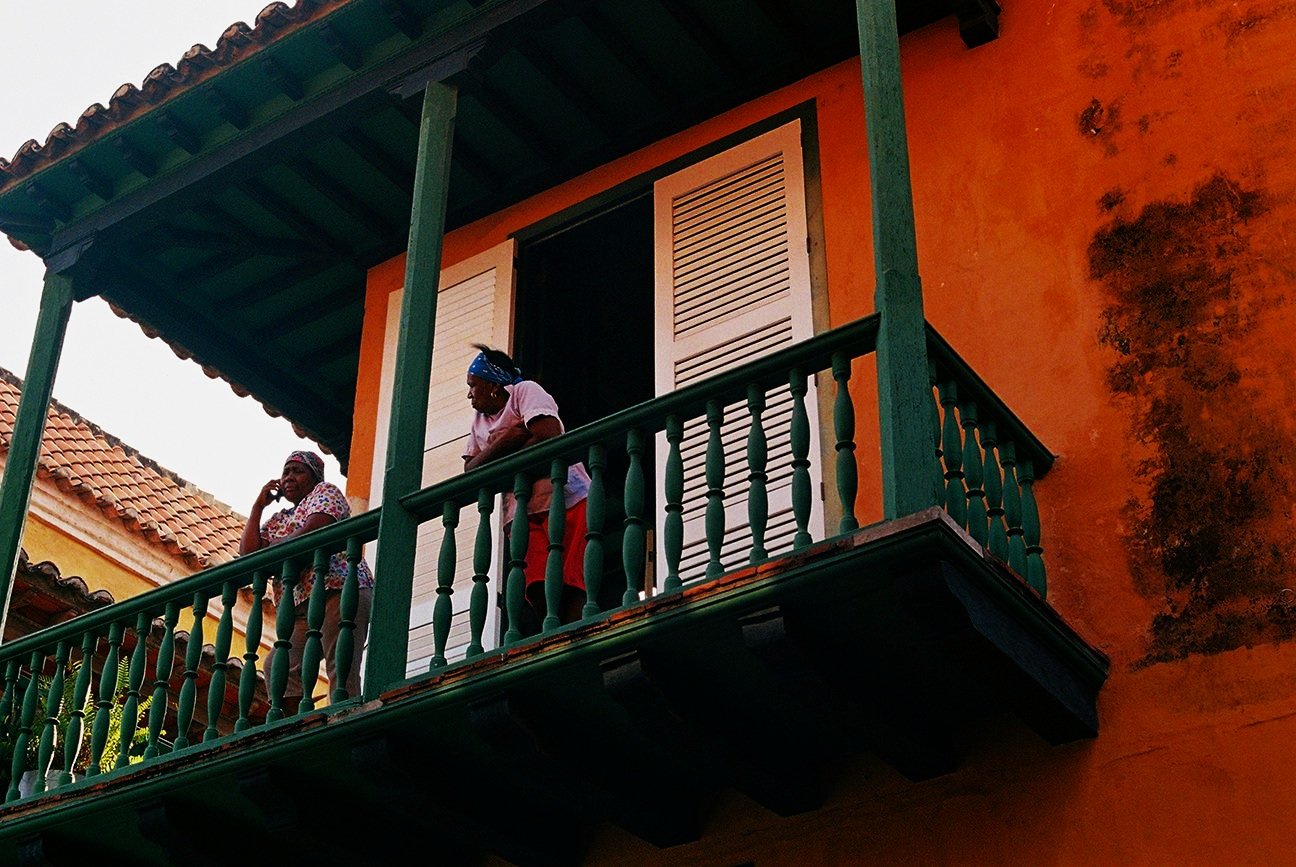 7+-+Femmes+-+Balcon+-+000021.jpg