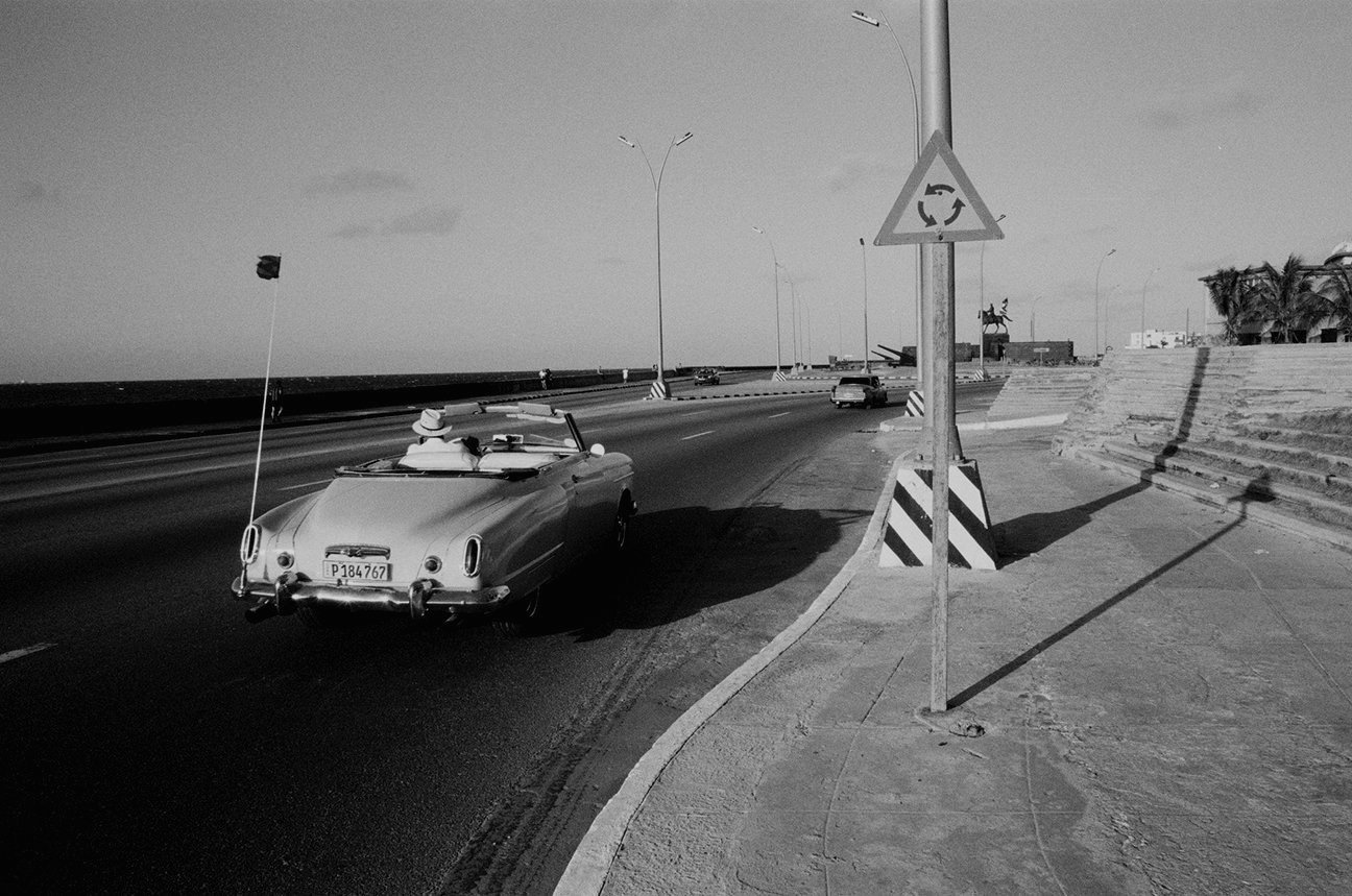 24%2B-%2Bvieille%2Bvoiture%2B-%2Bmalecon.jpg